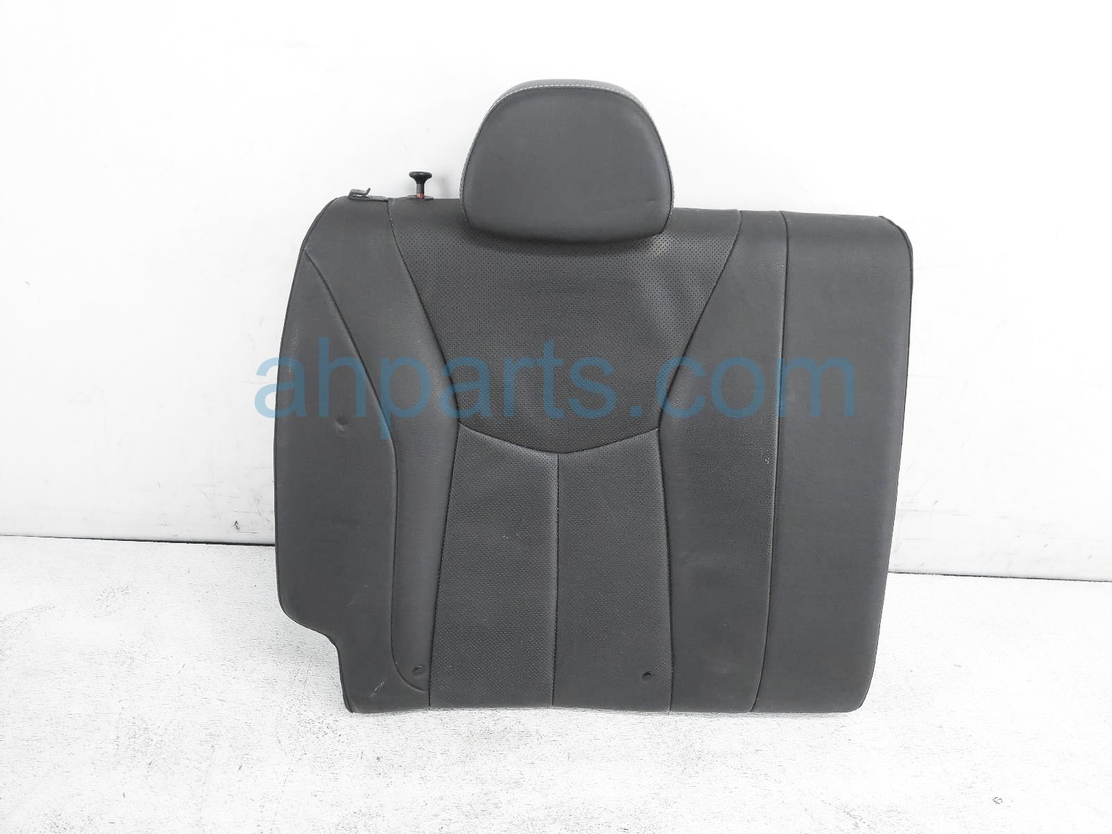 $65 Hyundai RR/RH TOP SEAT CUSHION - BLACK LTHR $65 Hyundai RR/RH TOP SEAT CUSHION - BLACK LTHR