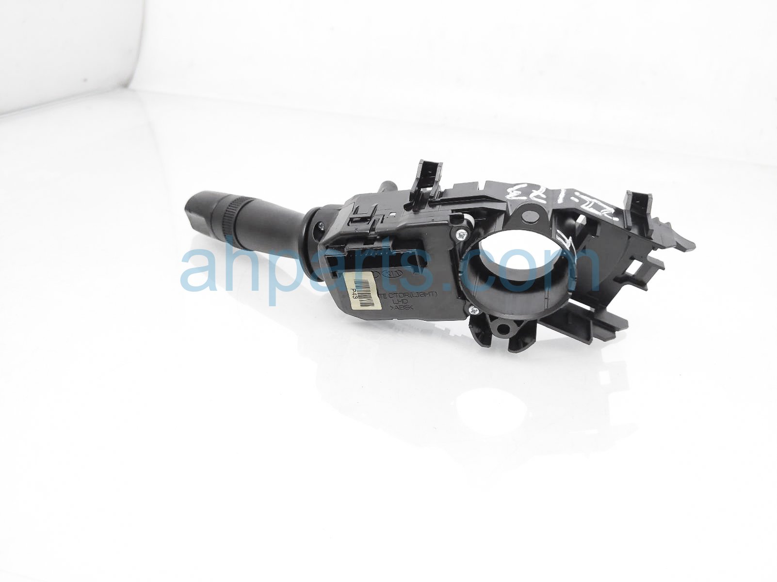 thumbnail image 2 of Genuine Hyundai Turn Signal & Headlight Switch For 2003-2004 Tiburon - OEM 93410-2C050 2 of 6