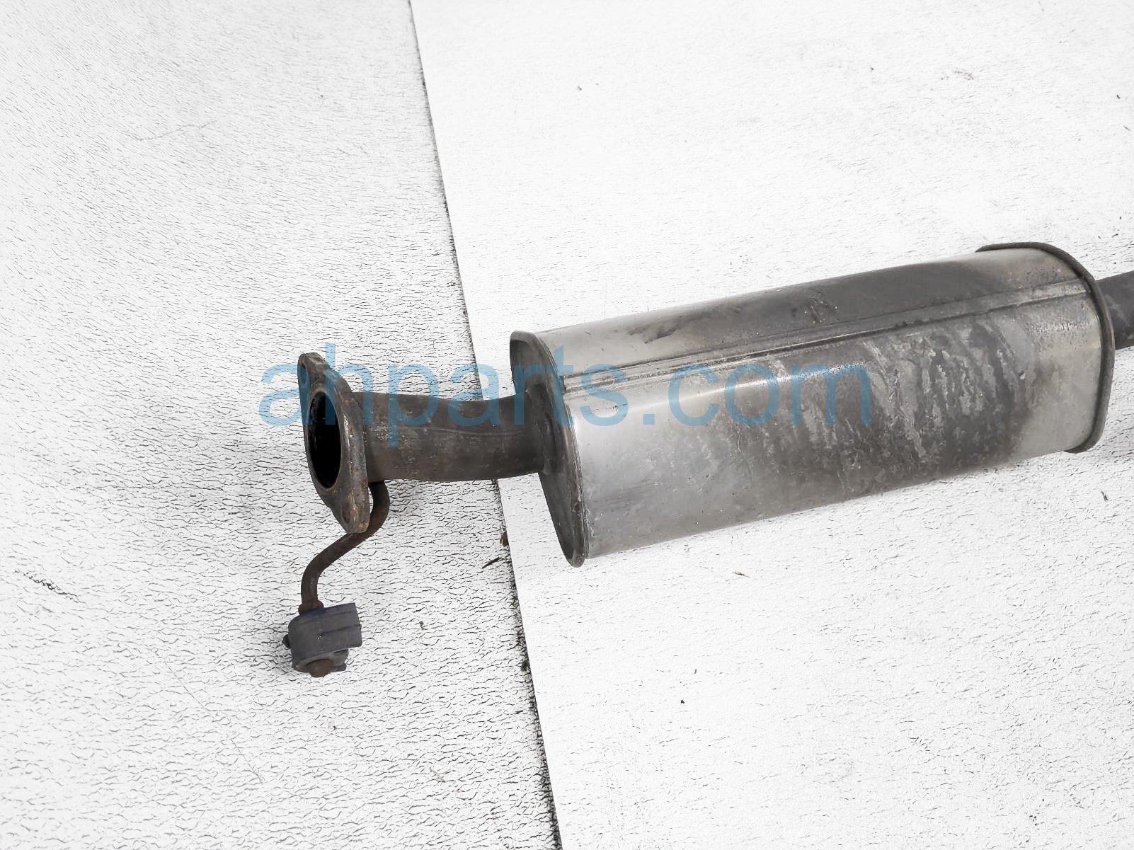 Sold 2016 Ford Fiesta Front & Rear Exhaust Muffler - 1.6l D2BZ-5A289-B,