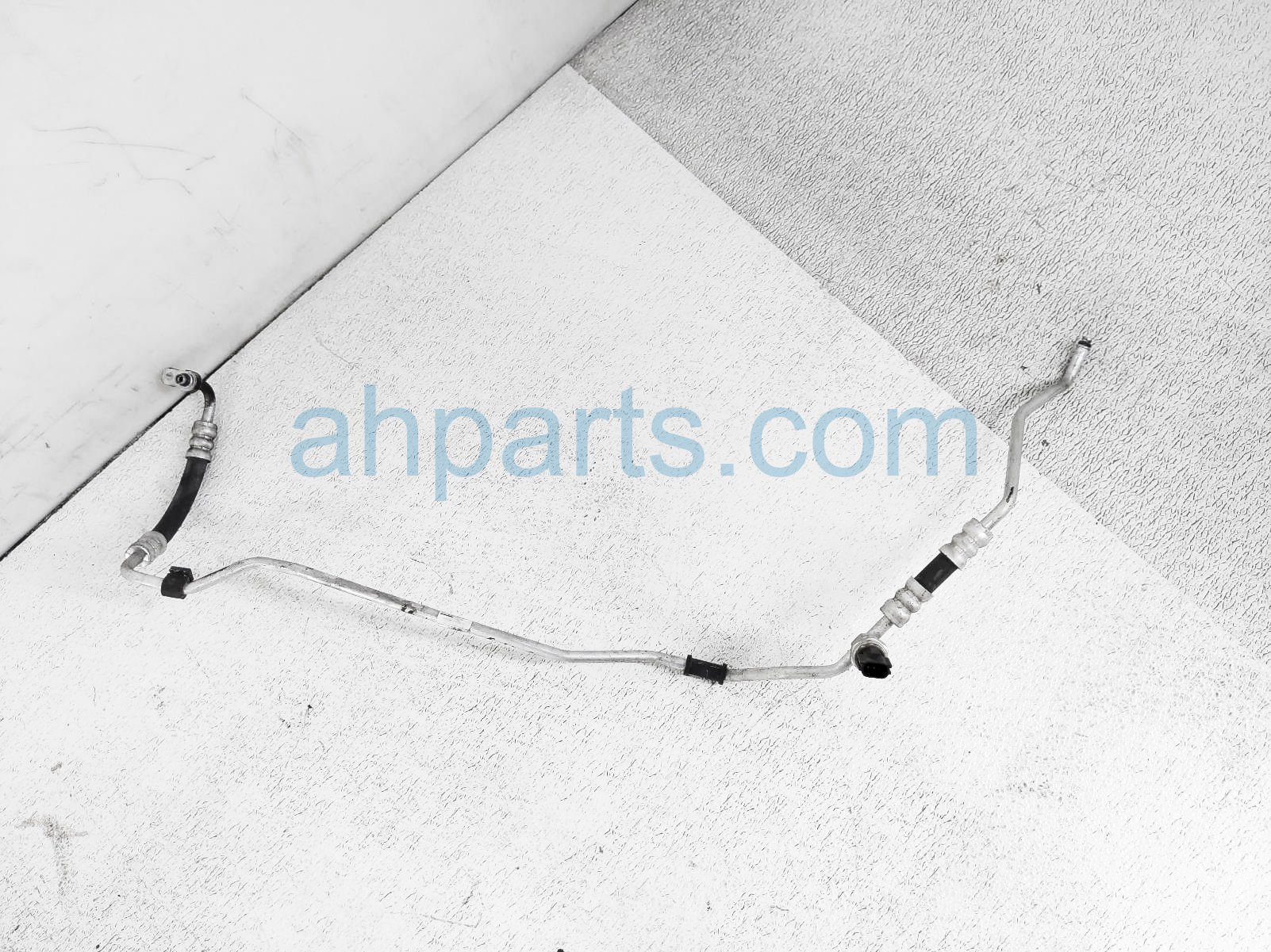 $40 Hyundai A/C LIQUID LINE $40 Hyundai A/C LIQUID LINE