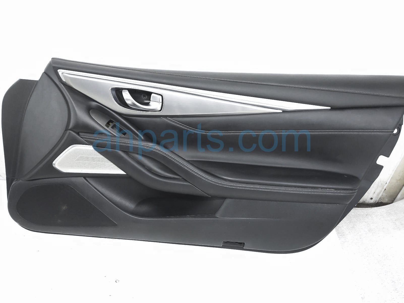 $199 Infiniti RH INTERIOR DOOR PANEL - BLACK $199 Infiniti RH INTERIOR DOOR PANEL - BLACK