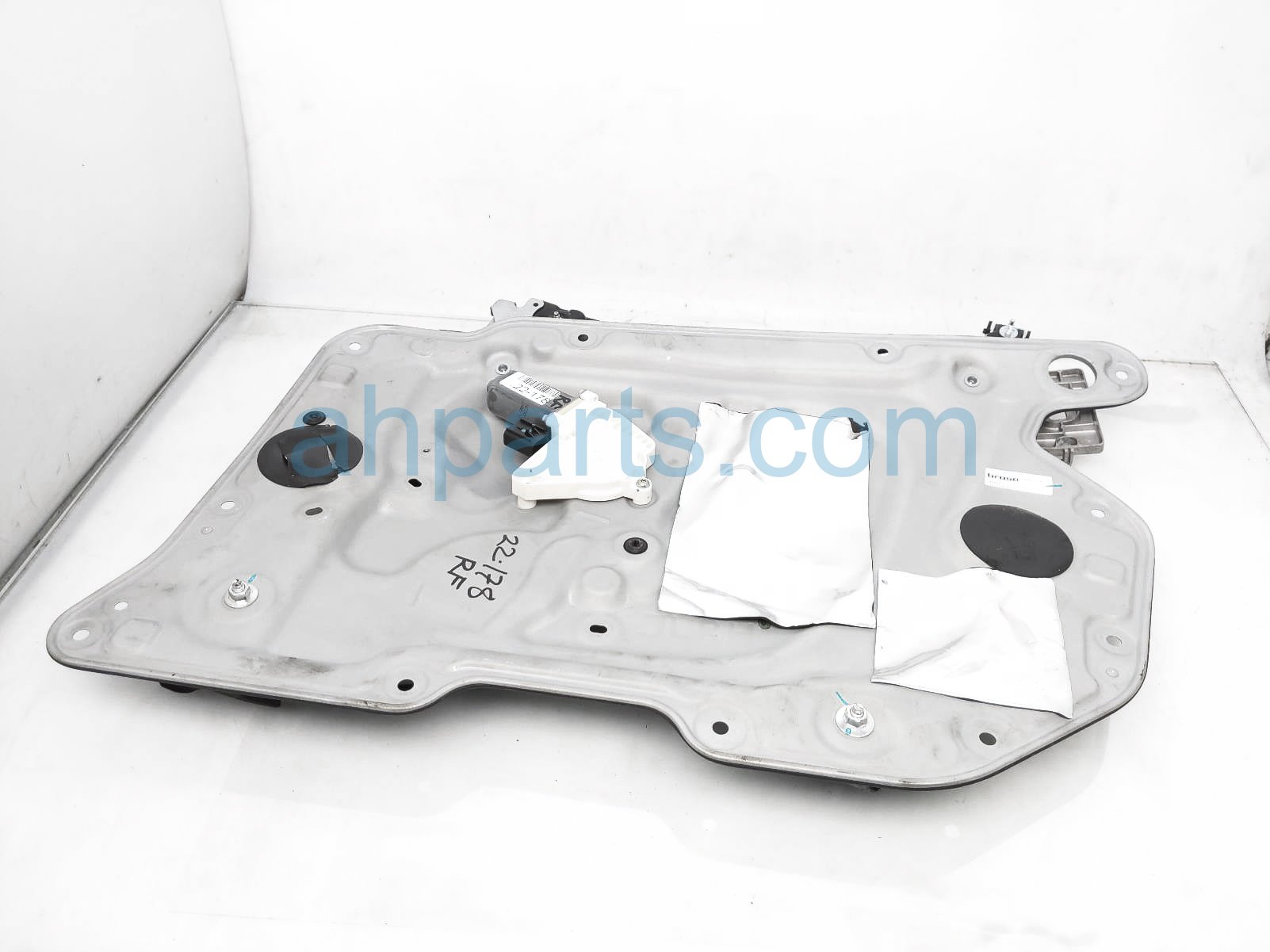 $175 Infiniti RH WINDOW REGULATOR & MOTOR $175 Infiniti RH WINDOW REGULATOR & MOTOR