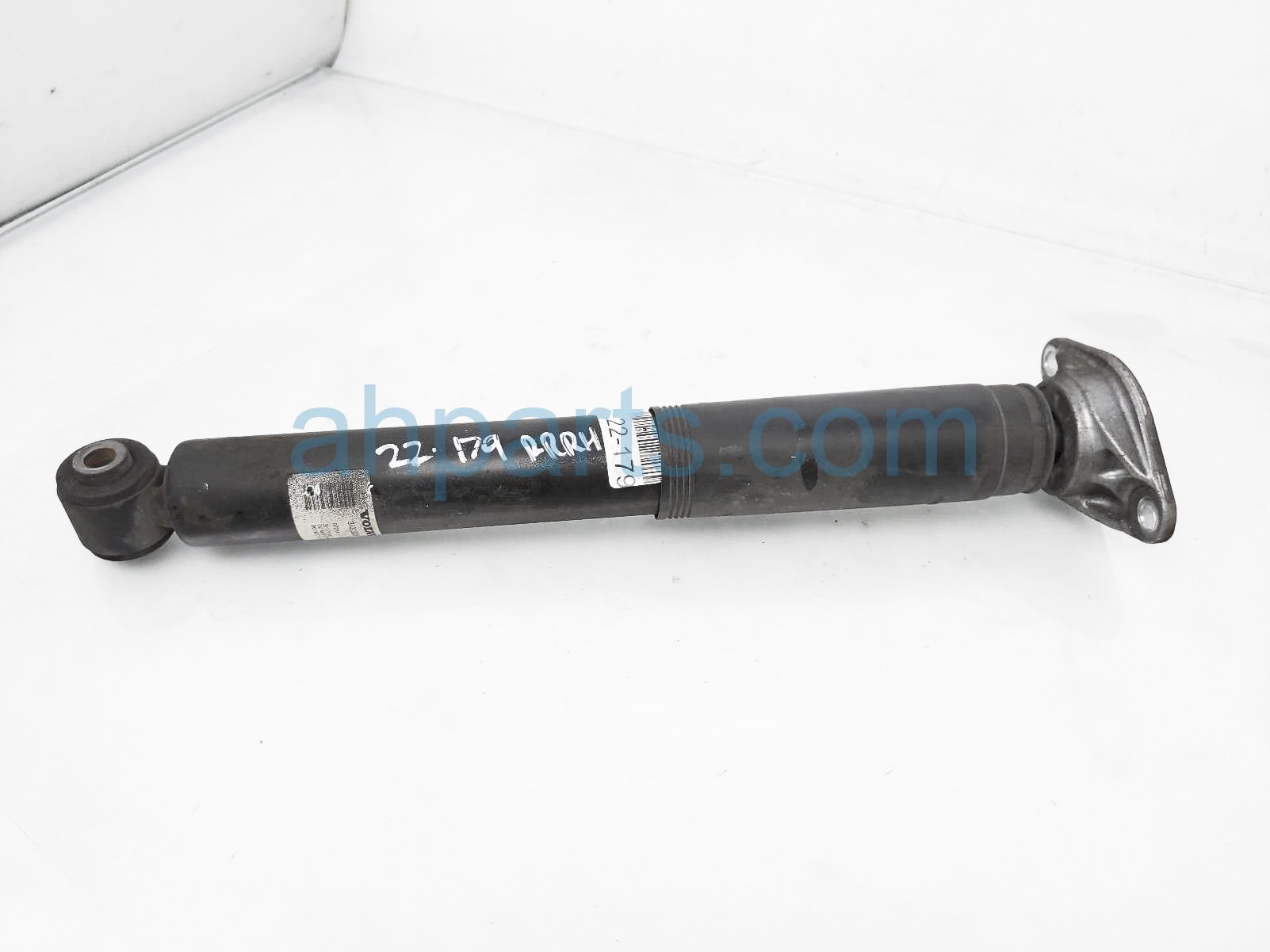 $30 Volvo RR/RH SHOCK ABSORBER $30 Volvo RR/RH SHOCK ABSORBER
