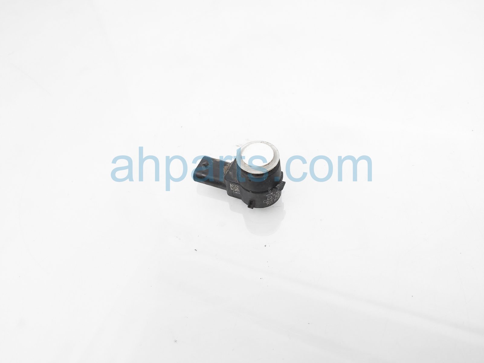 $30 Mercedes REAR SINGLE PARKING SENSOR - WHITE $30 Mercedes REAR SINGLE PARKING SENSOR - WHITE