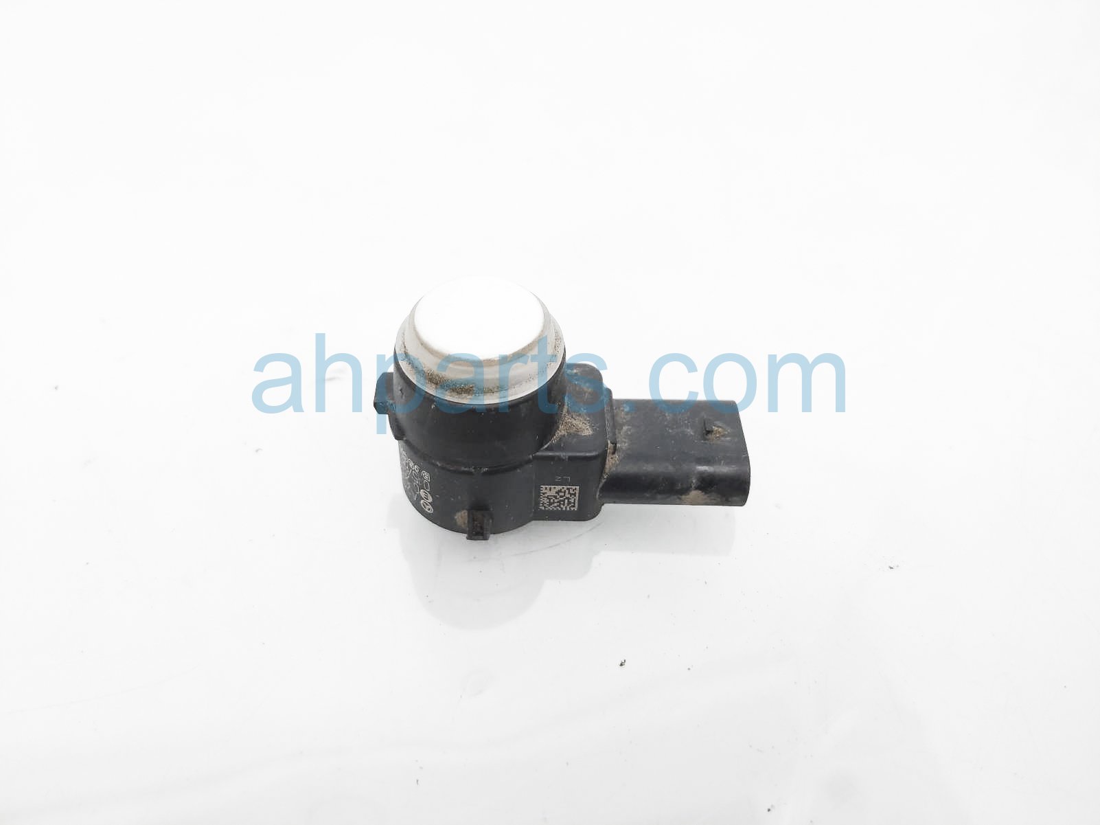 $30 Mercedes REAR SINGLE PARKING SENSOR - WHITE $30 Mercedes REAR SINGLE PARKING SENSOR - WHITE