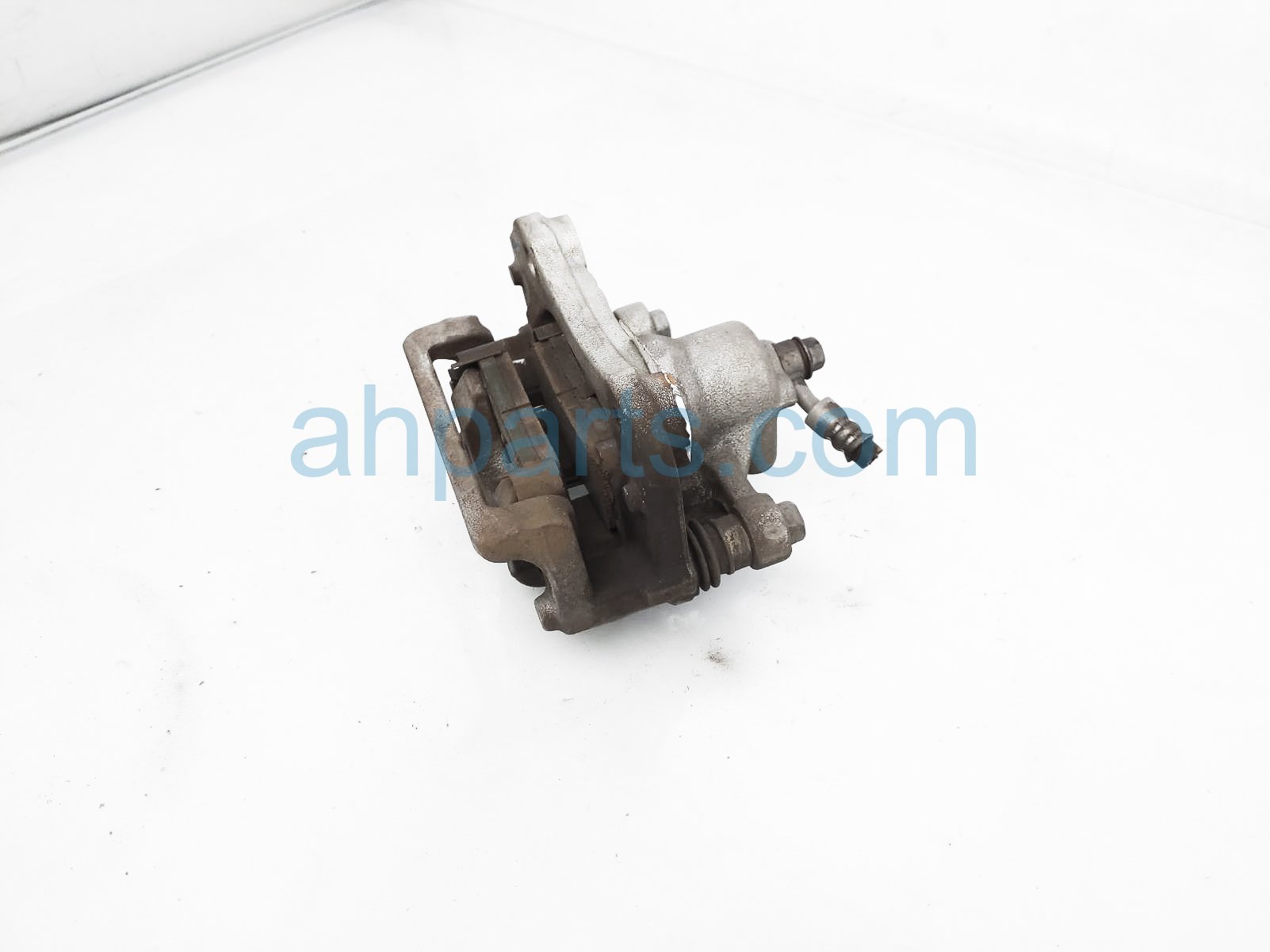 $40 Hyundai RR/RH BRAKE CALIPER $40 Hyundai RR/RH BRAKE CALIPER