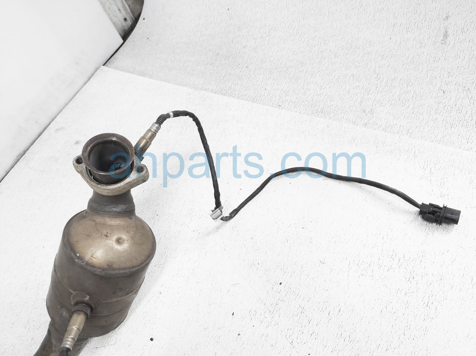 $20 Mercedes OXYGEN SENSOR - 3.5L $20 Mercedes OXYGEN SENSOR - 3.5L