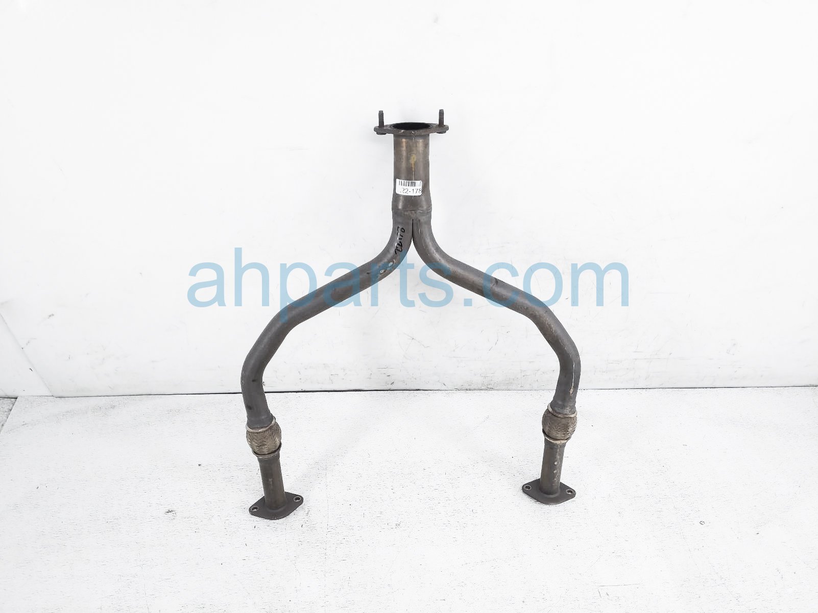 $95 Infiniti FRONT EXHAUST Y PIPE ASSY - 3.0L