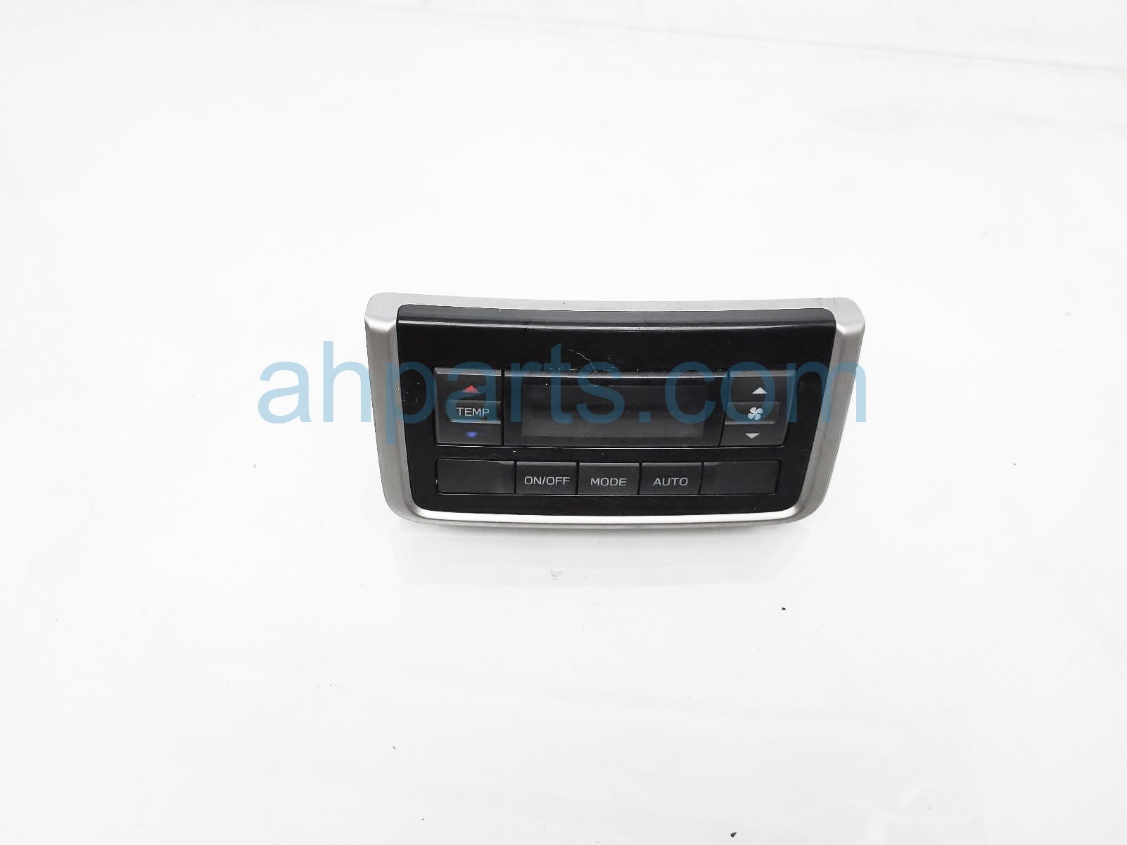 $40 Subaru REAR A/C HEATER CONTROLS $40 Subaru REAR A/C HEATER CONTROLS