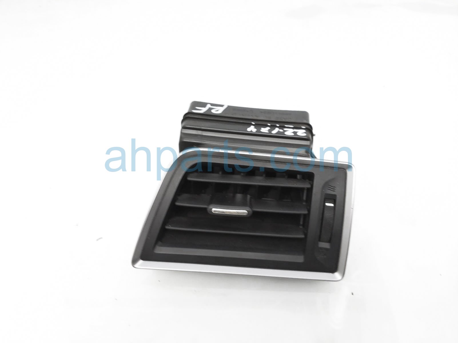 $24 Subaru RH OUTER DASH AIR VENT OUTLET ASSY $24 Subaru RH OUTER DASH AIR VENT OUTLET ASSY