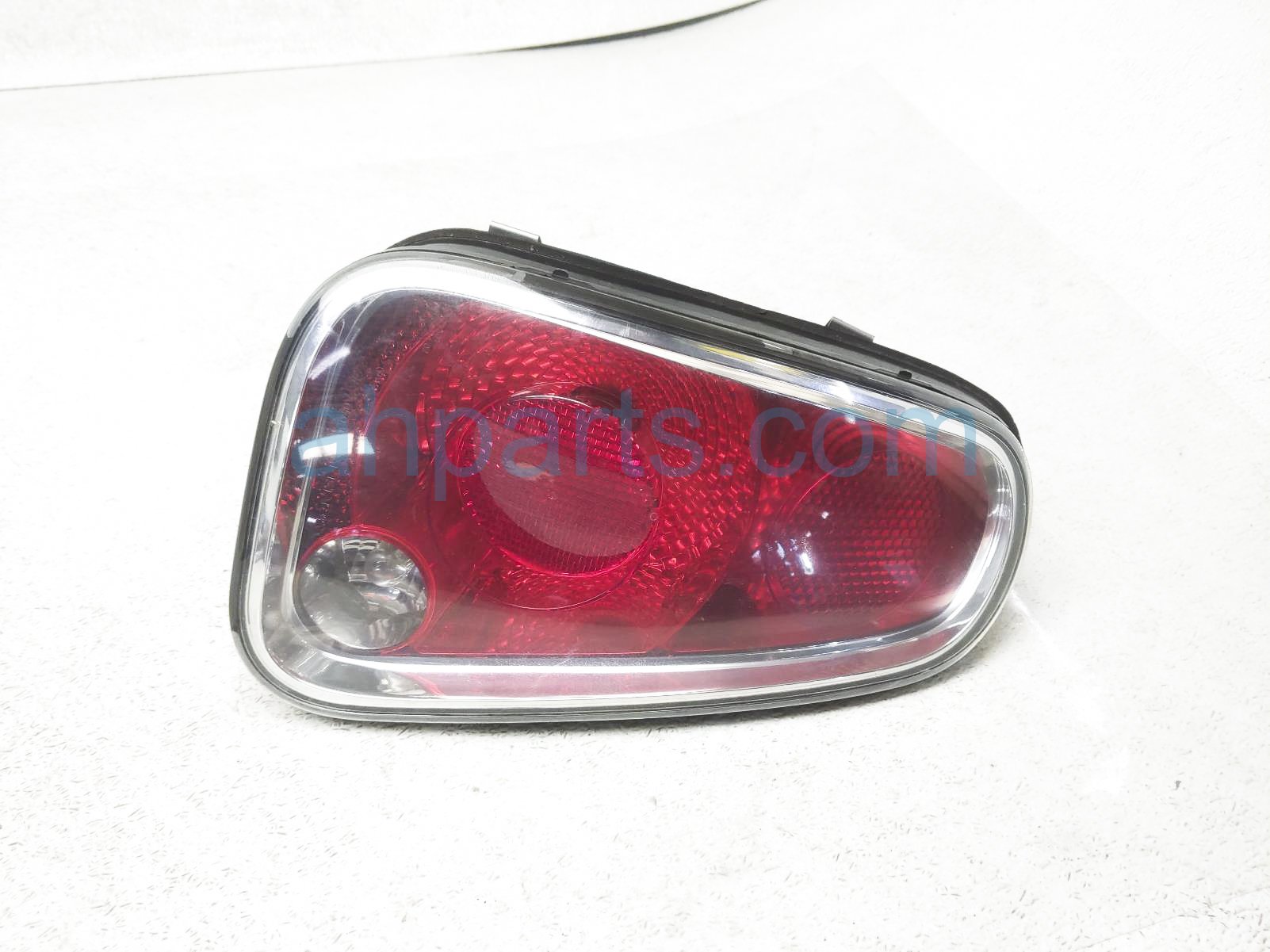 $35 BMW LH TAIL LAMP / LIGHT (ON BODY)-NOTES $35 BMW LH TAIL LAMP / LIGHT (ON BODY)-NOTES