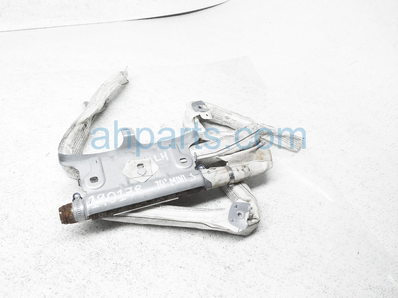 $75 BMW DRIVER ROOF CURTAIN AIRBAG $75 BMW DRIVER ROOF CURTAIN AIRBAG