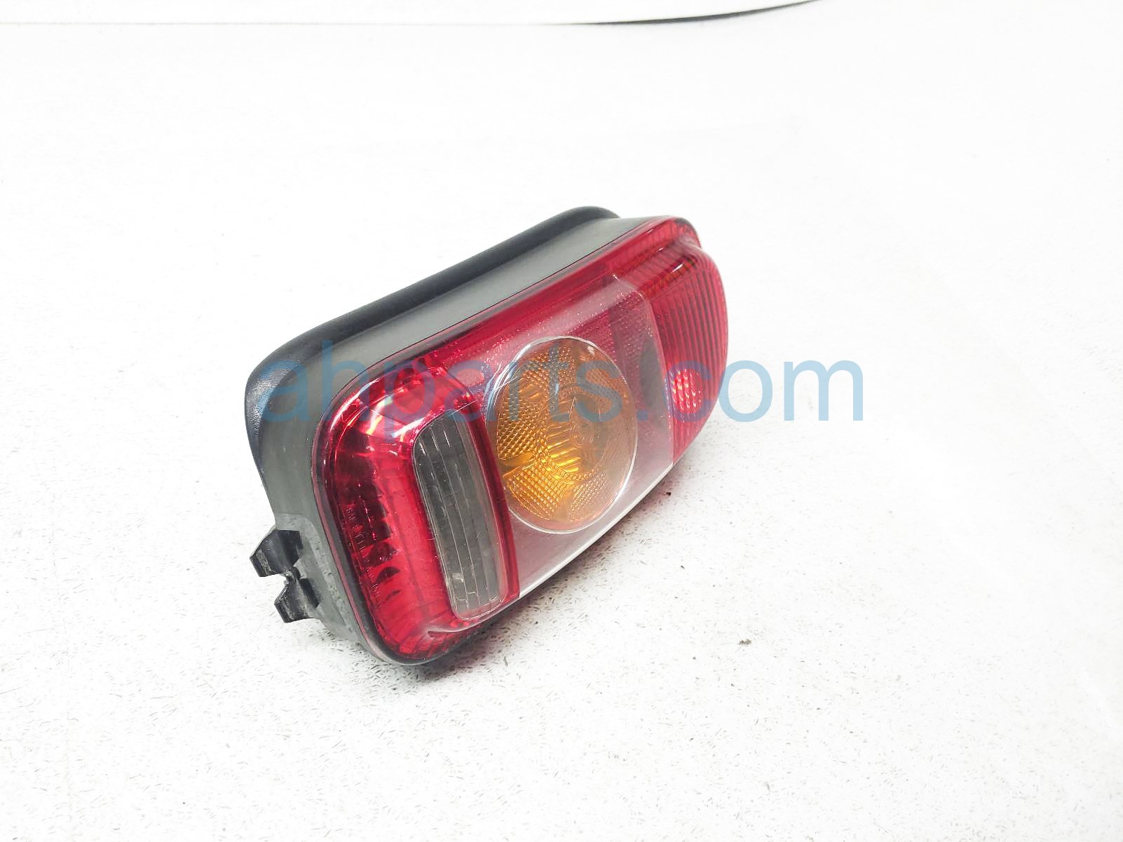 $40 BMW RH TAIL LAMP / LIGHT - NOTES $40 BMW RH TAIL LAMP / LIGHT - NOTES