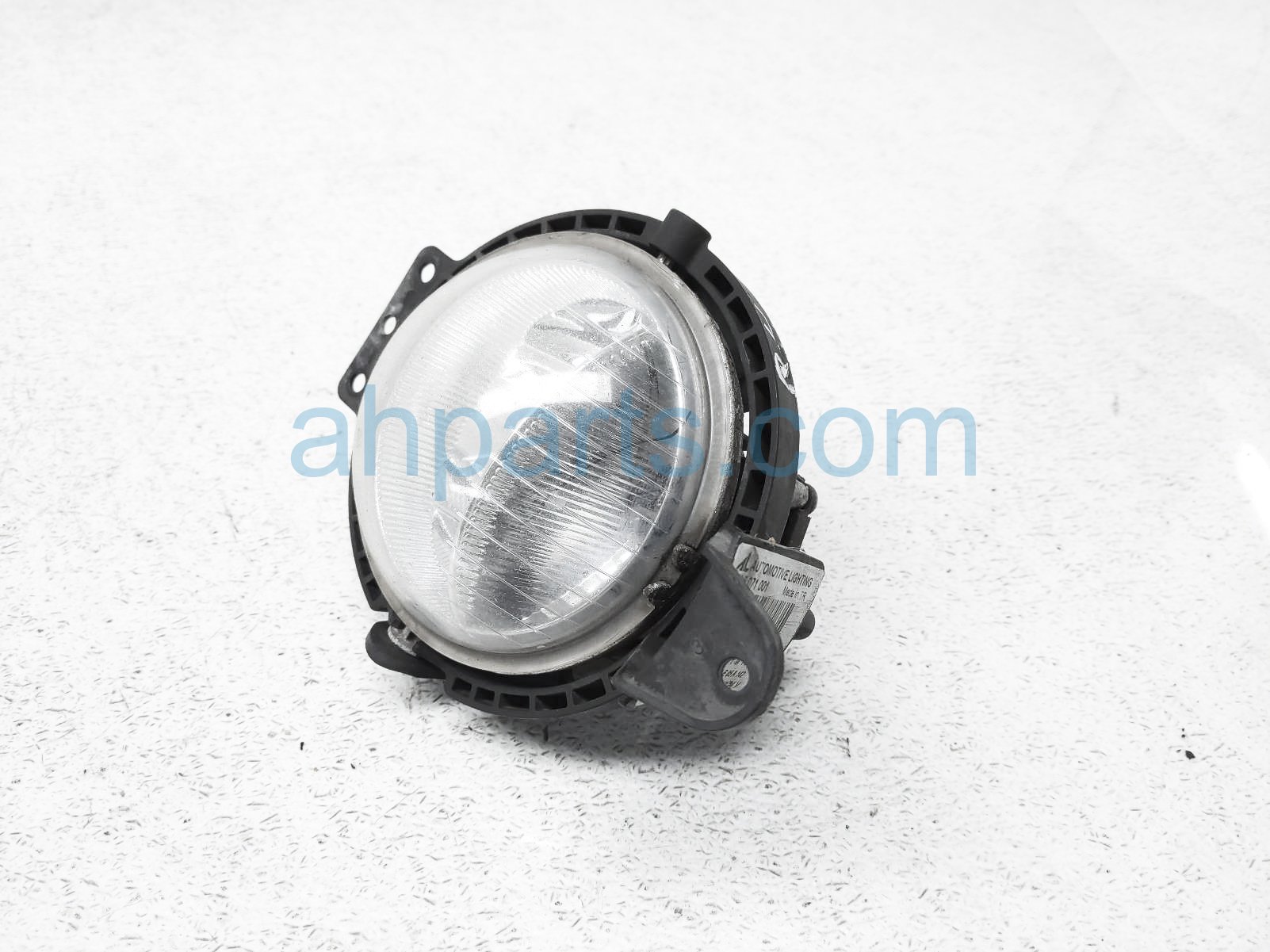 $35 BMW RH FOG LAMP / LIGHT - NOTES $35 BMW RH FOG LAMP / LIGHT - NOTES