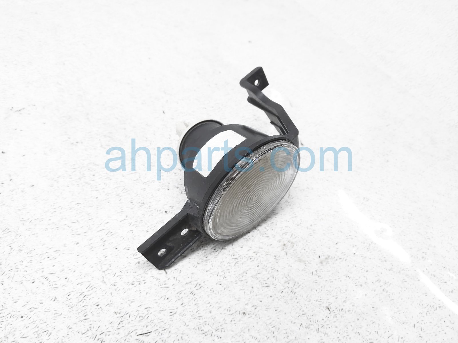 $19 BMW RH TURN SIGNAL LAMP / LIGHT $19 BMW RH TURN SIGNAL LAMP / LIGHT