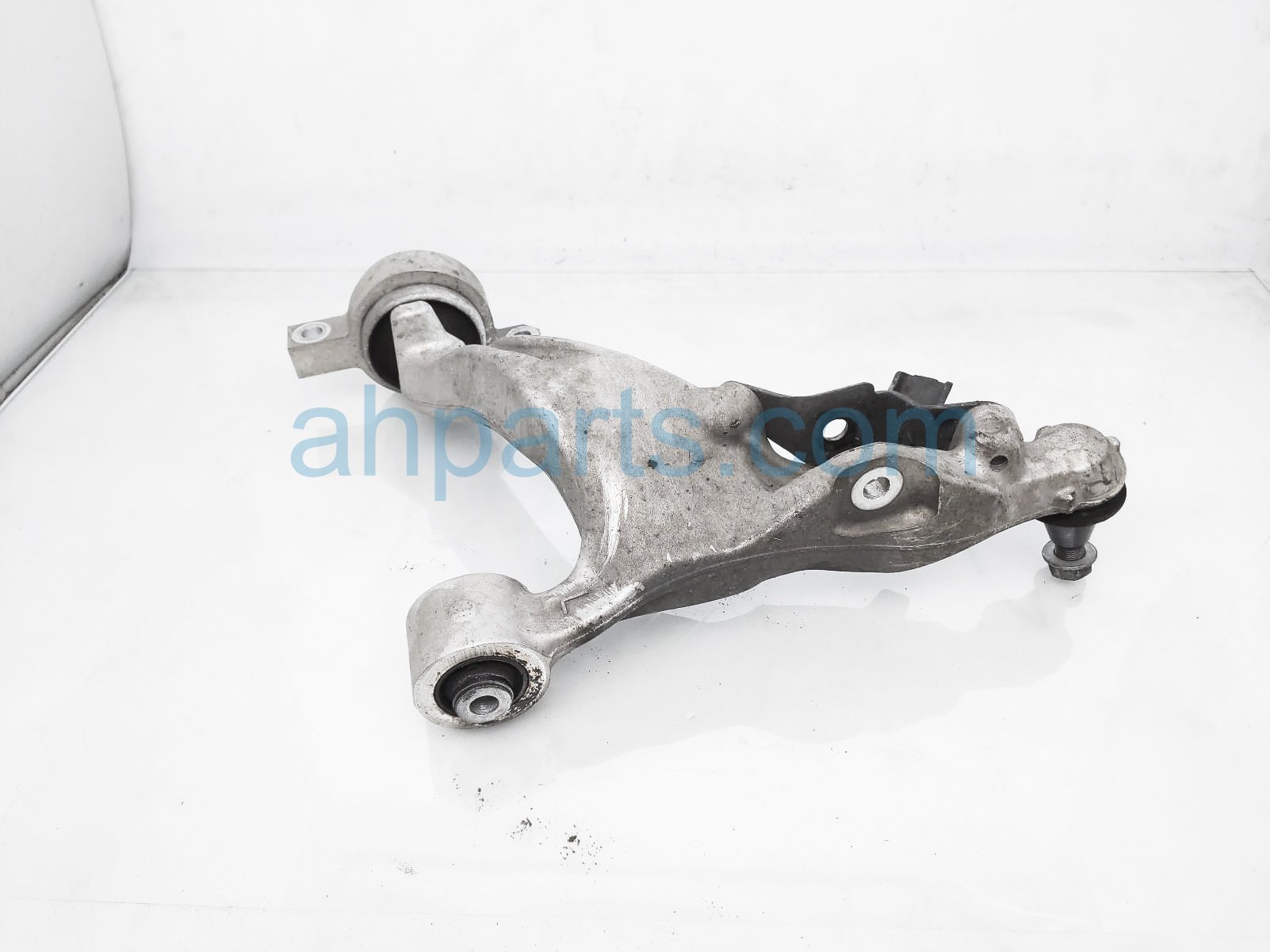 $70 Nissan FR/LH LOWER CONTROL ARM $70 Nissan FR/LH LOWER CONTROL ARM