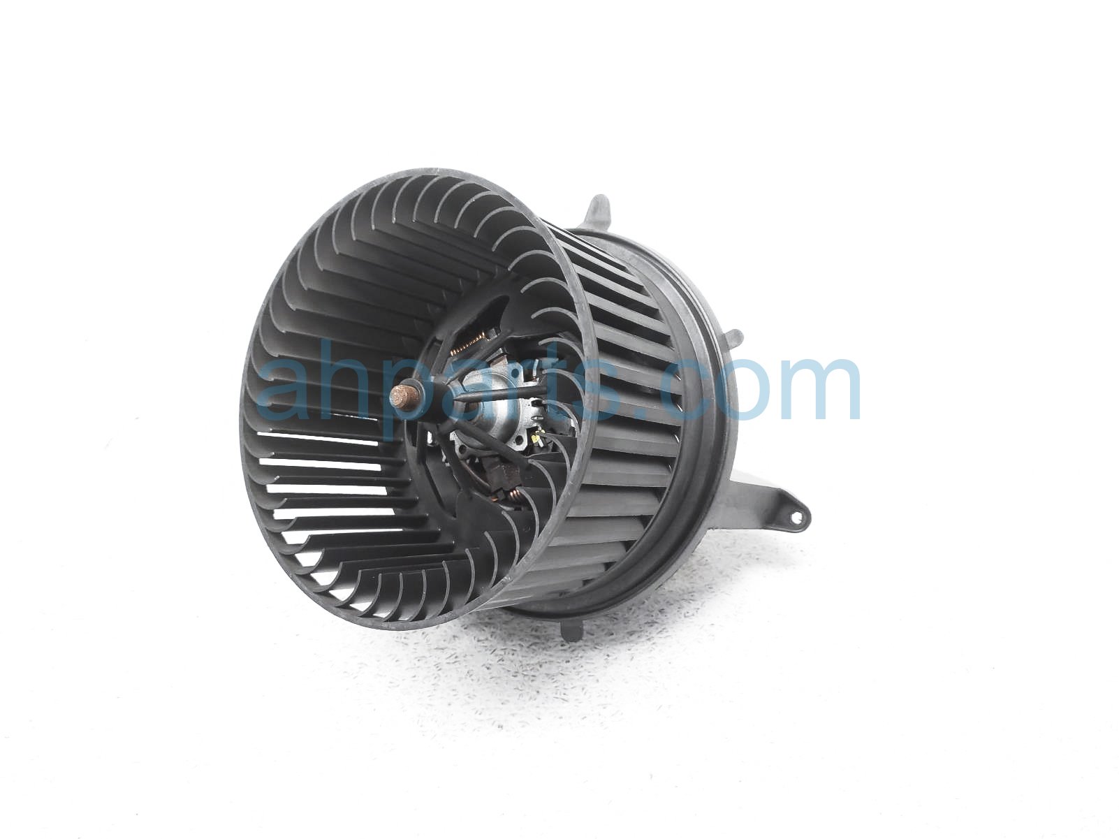 $35 BMW FAN/HEATER BLOWER MOTOR $35 BMW FAN/HEATER BLOWER MOTOR