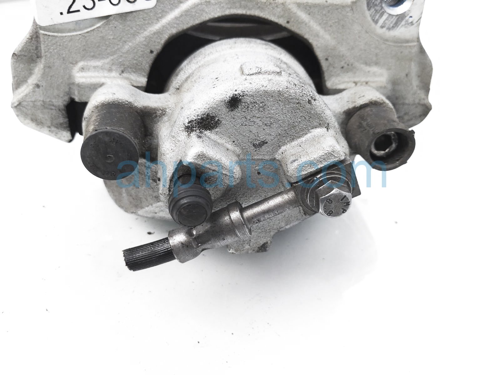 Front Passenger Brake Caliper With Bracket For Ford Escape 05-08 & Tribute Mariner