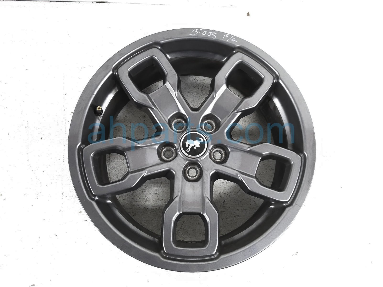 $199 Ford FR/LH WHEEL / RIM $199 Ford FR/LH WHEEL / RIM