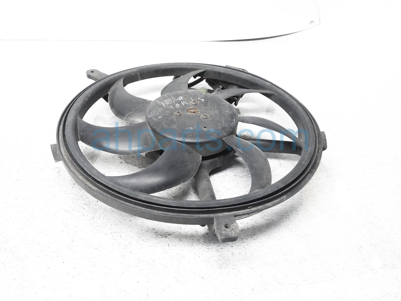 $40 BMW RADIATOR FAN W/ MOTOR (NO SHROUD) $40 BMW RADIATOR FAN W/ MOTOR (NO SHROUD)