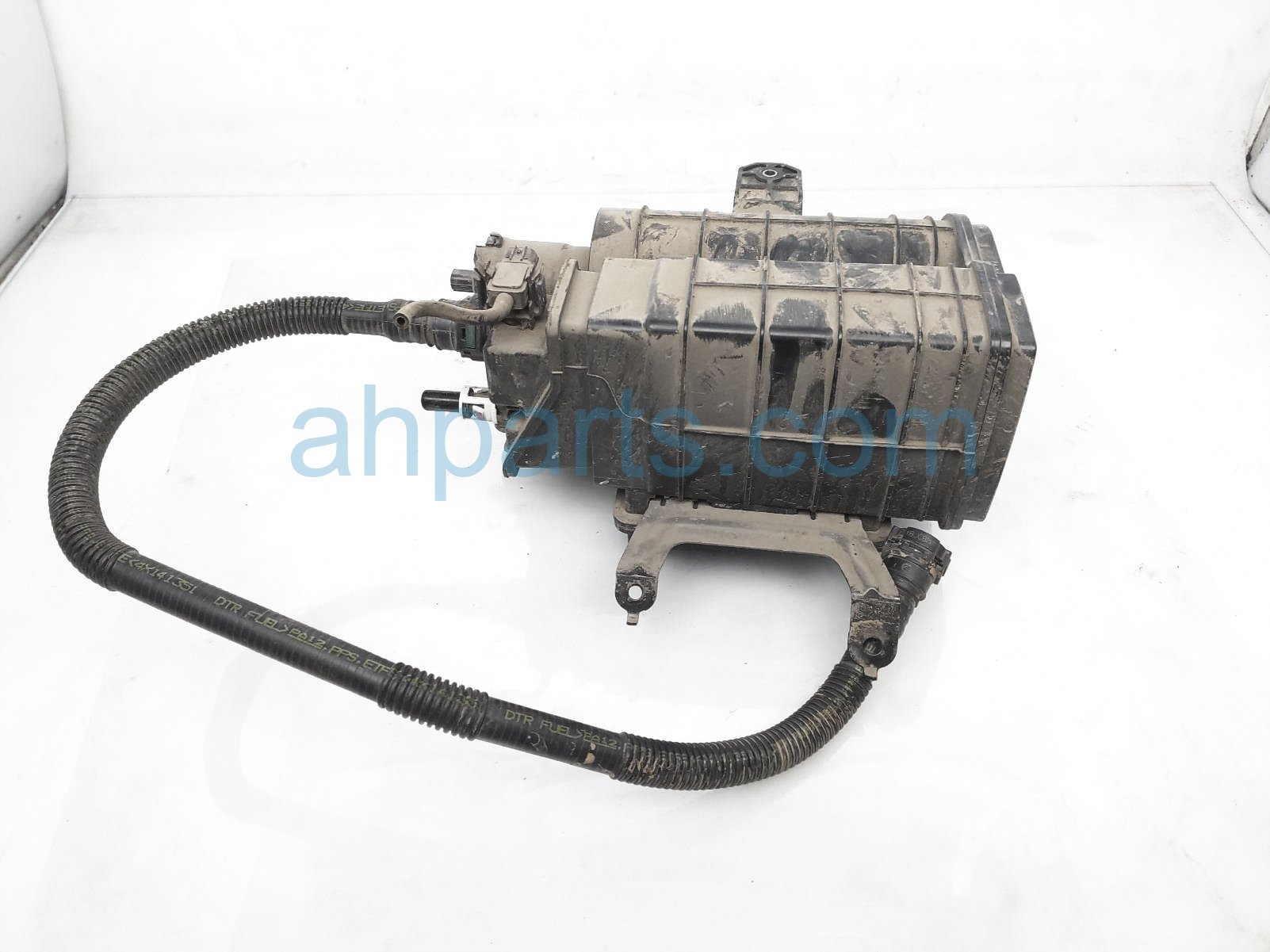 $99 Honda FUEL VAPOR CHARCOAL CANISTER - CALI $99 Honda FUEL VAPOR CHARCOAL CANISTER - CALI