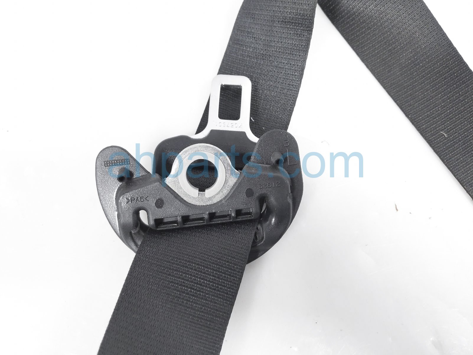 Toyota corolla clearance seat belt