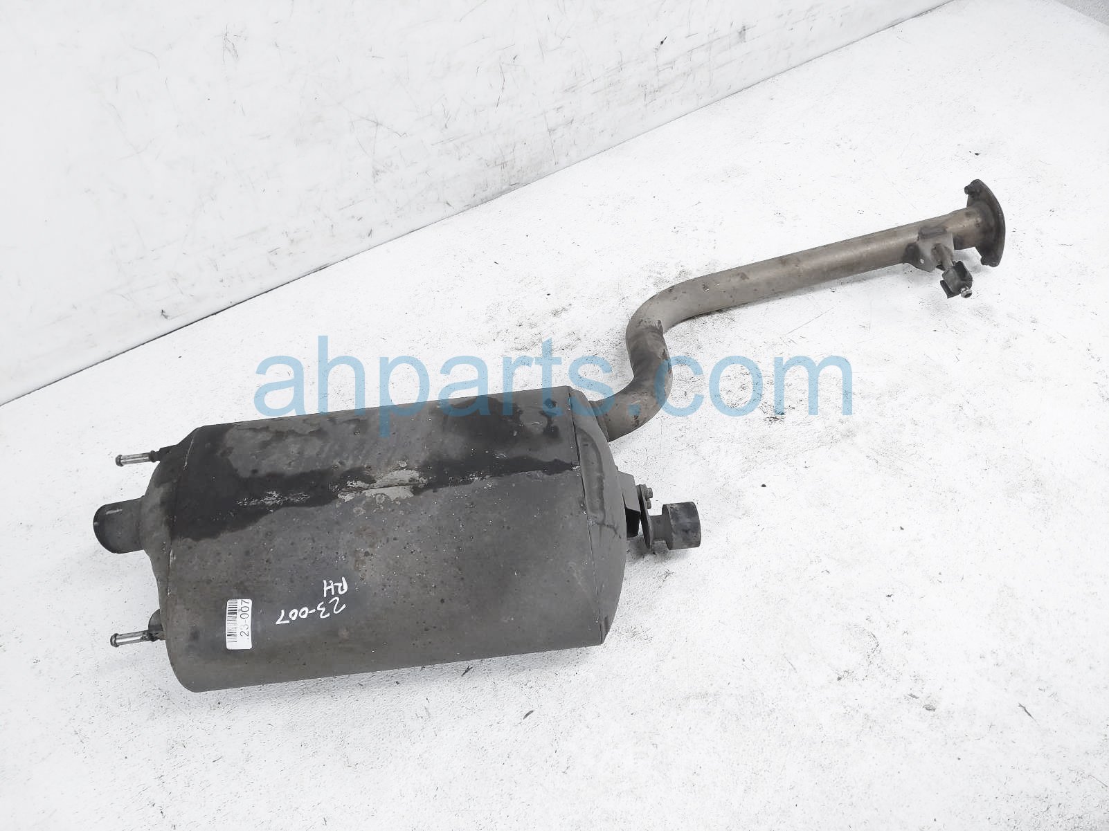 $119 Lexus RH EXHAUST MUFFLER ASSY $119 Lexus RH EXHAUST MUFFLER ASSY