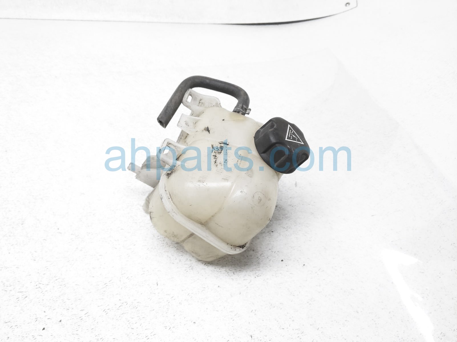 $35 BMW COOLANT OVERFLOW RESERVOIR TANK $35 BMW COOLANT OVERFLOW RESERVOIR TANK