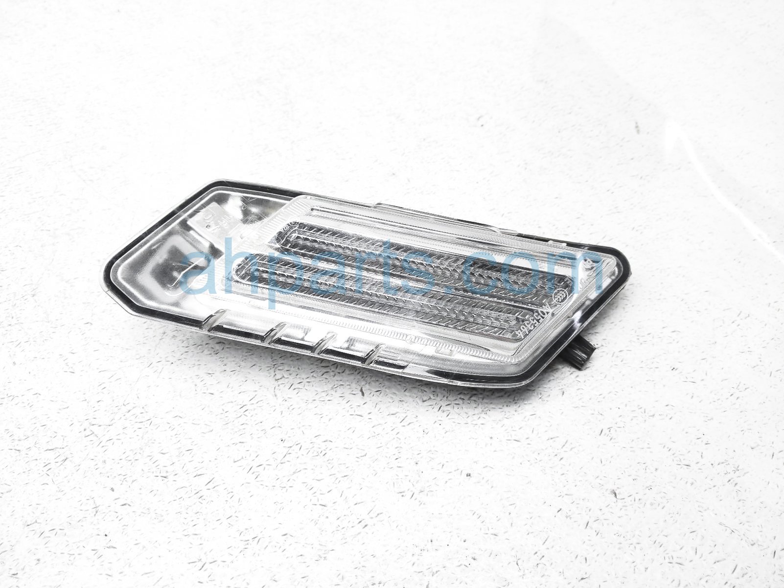 $99 Volvo RH FOG LAMP / LIGHT $99 Volvo RH FOG LAMP / LIGHT