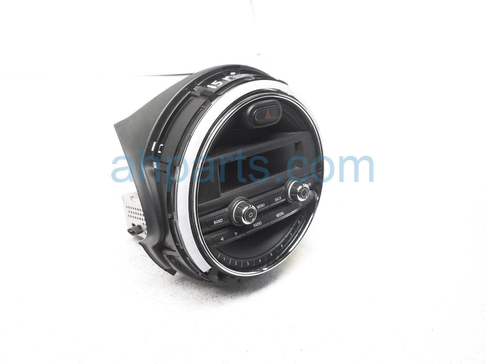 $125 BMW AUDIO RECEIVER UNIT W/ CONTROLS $125 BMW AUDIO RECEIVER UNIT W/ CONTROLS