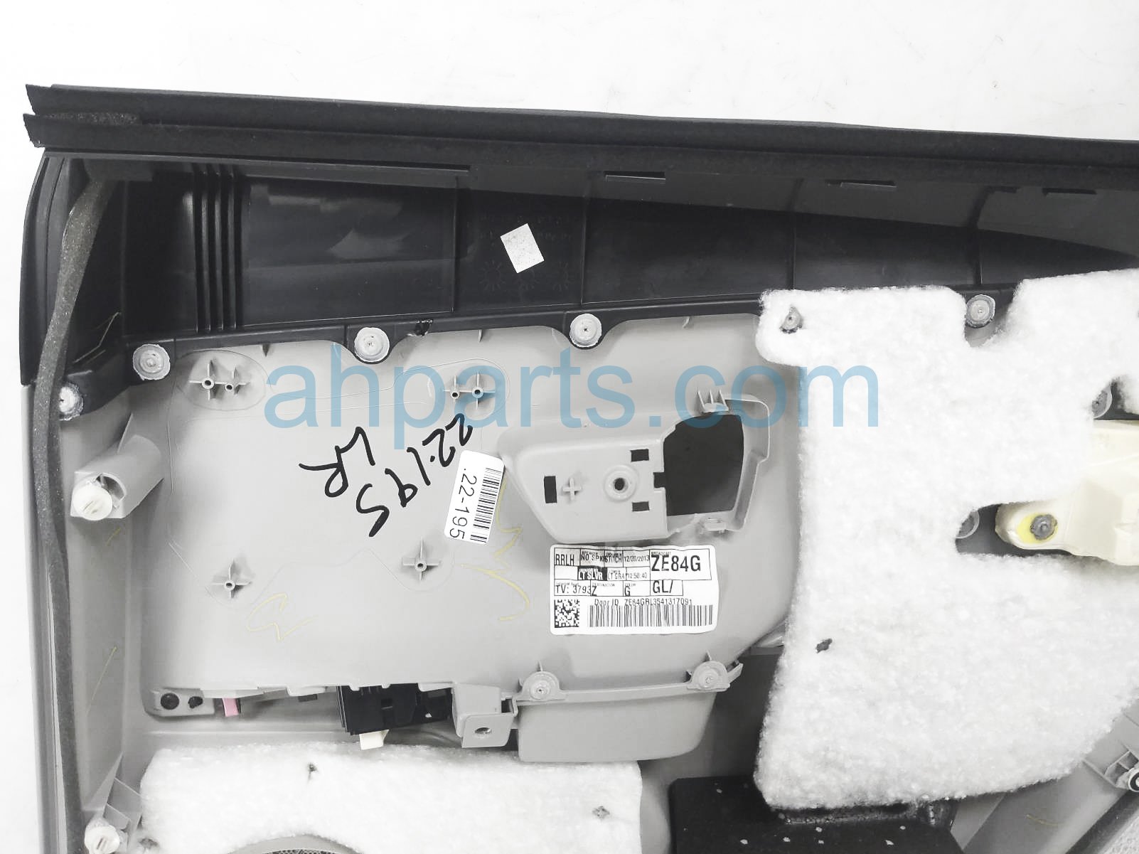 OEM Toyota Venza Driver's Door Check 68620-0T011 – Fits 2009-2016 Left Front