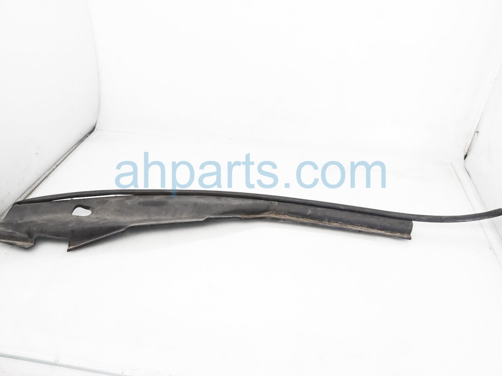 $49 Infiniti FR/R Fender Ledge Cover $49 Infiniti FR/R Fender Ledge Cover