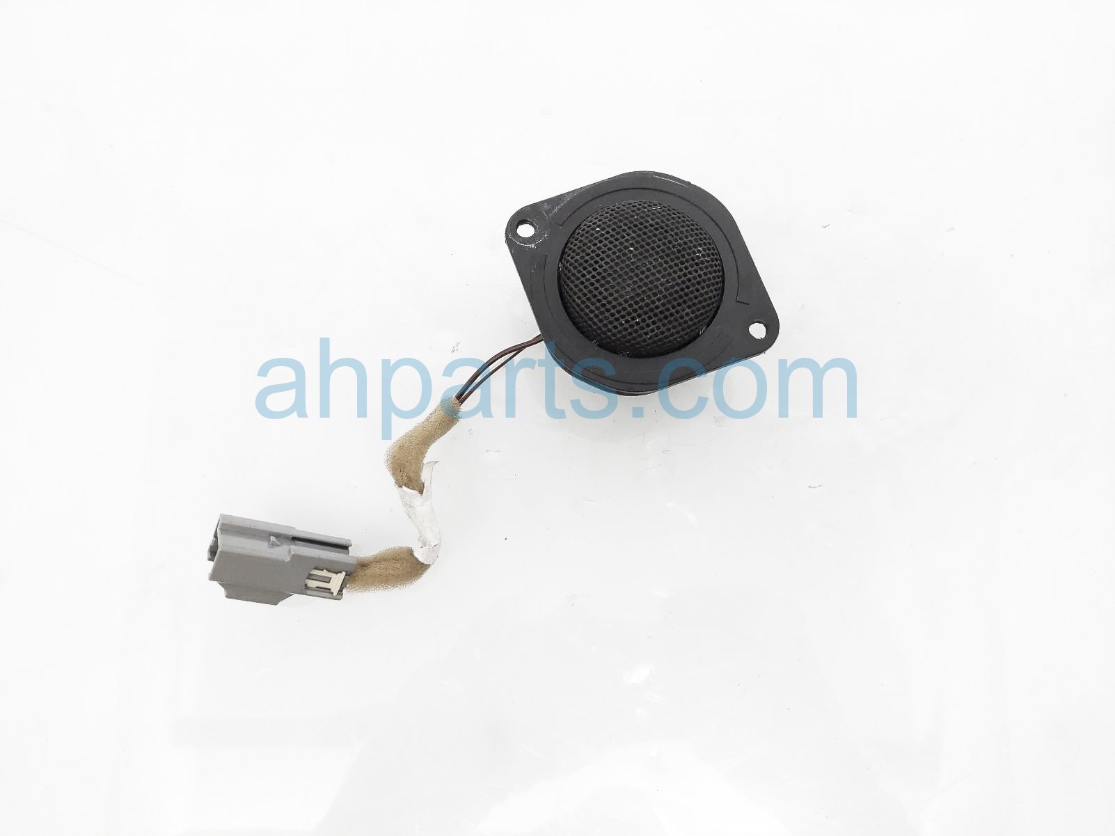 $19 Volvo RH TWEETER SPEAKER ASSY $19 Volvo RH TWEETER SPEAKER ASSY