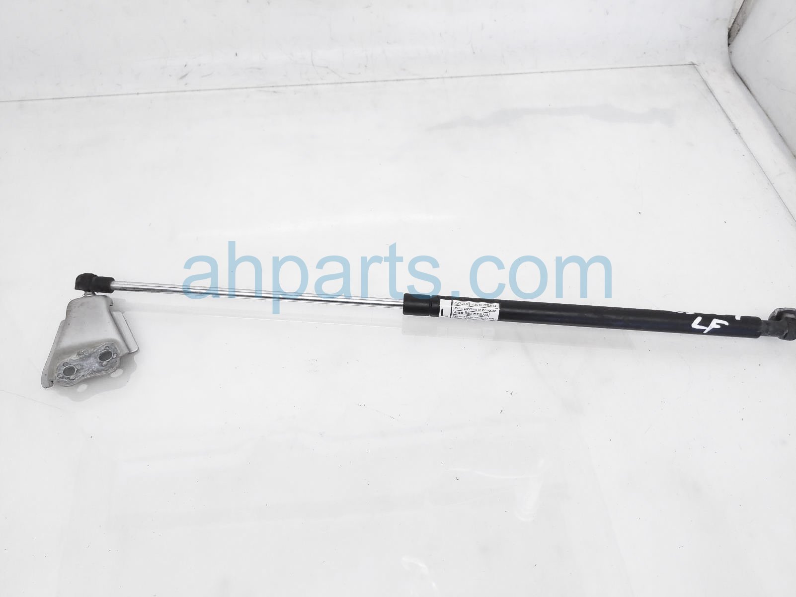 $20 Lexus LH HOOD STRUT / LIFT CYLINDER $20 Lexus LH HOOD STRUT / LIFT CYLINDER