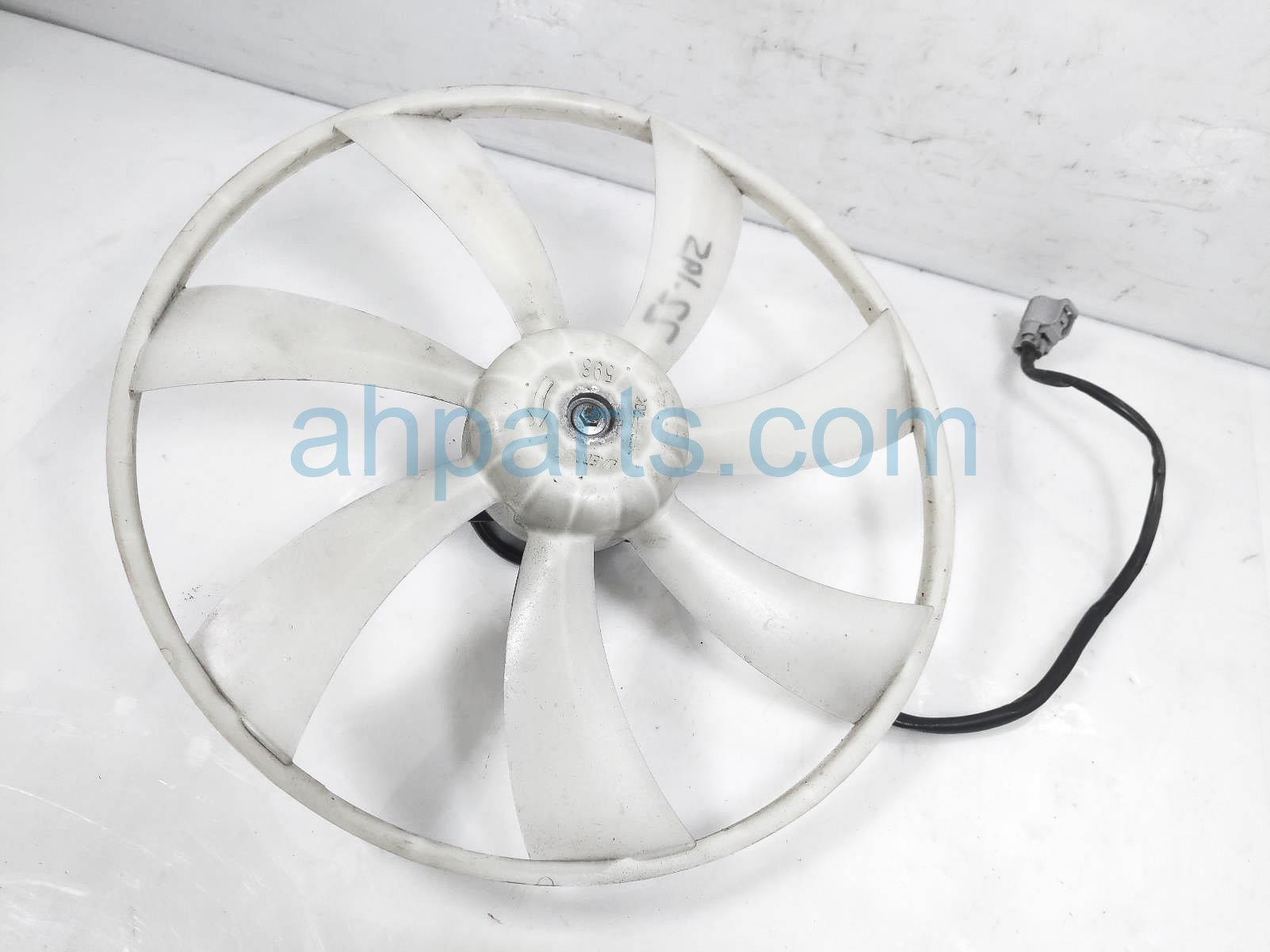 $40 Toyota A/C CONDENSER FAN & MOTOR(NO SHROUD) $40 Toyota A/C CONDENSER FAN & MOTOR(NO SHROUD)