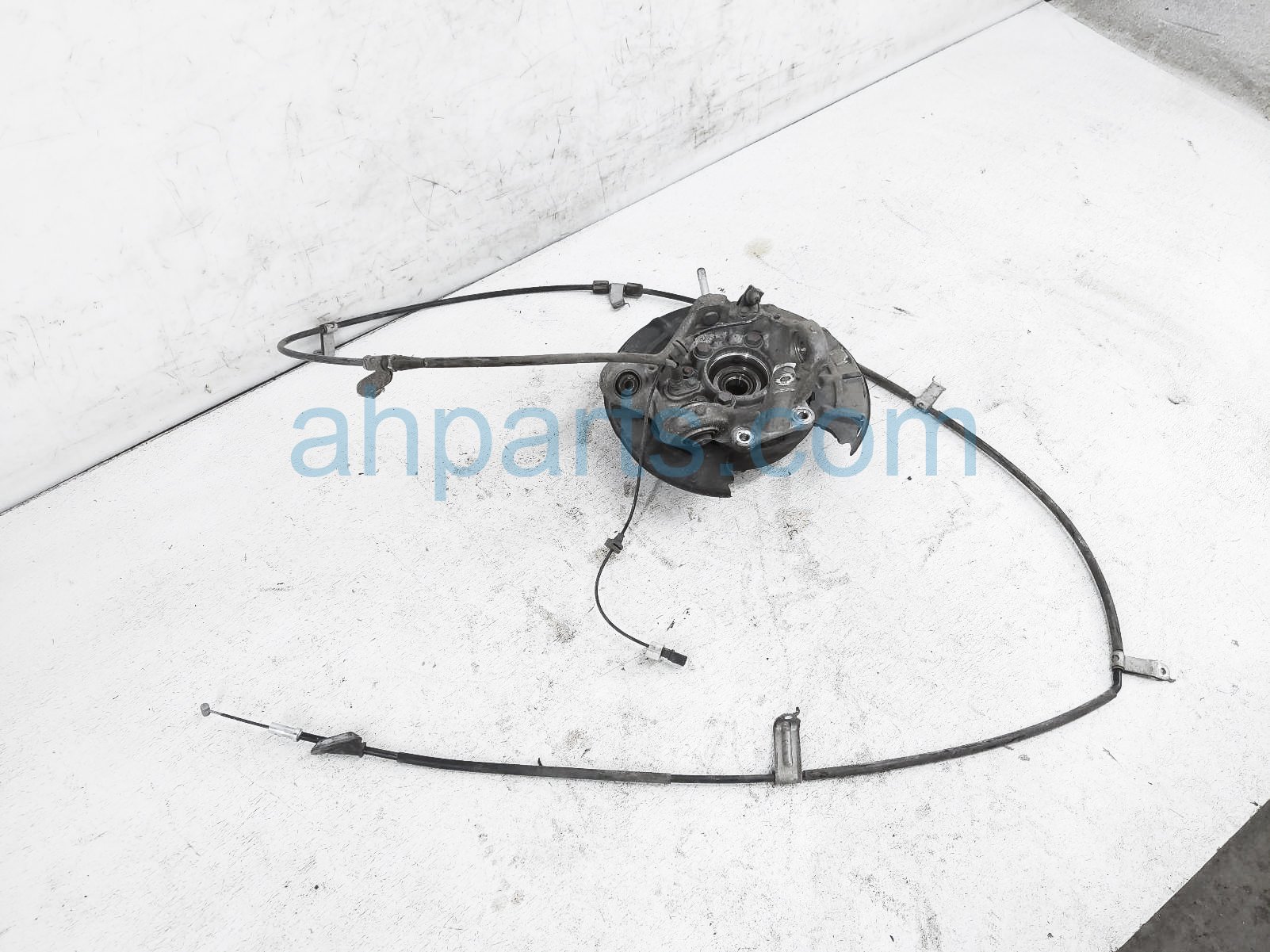 $99 Honda RR/RH SPINDLE KNUCKLE HUB - AWD $99 Honda RR/RH SPINDLE KNUCKLE HUB - AWD