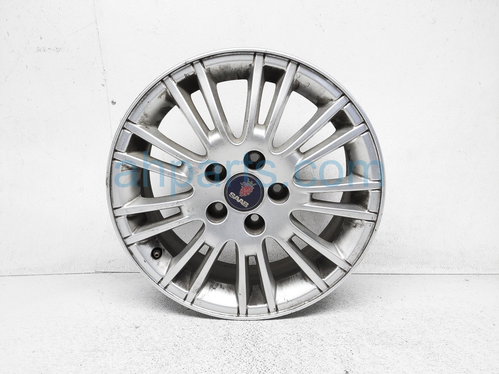 $70 Saab 16 INCH RIM / WHEEL - NOTES $70 Saab 16 INCH RIM / WHEEL - NOTES