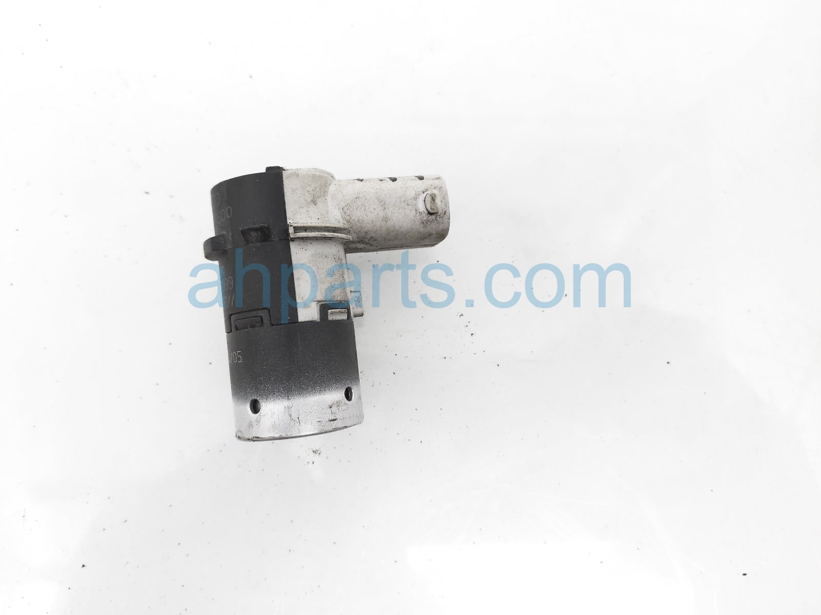 $20 Volvo SINGLE PARKING SENSOR - SILVER $20 Volvo SINGLE PARKING SENSOR - SILVER