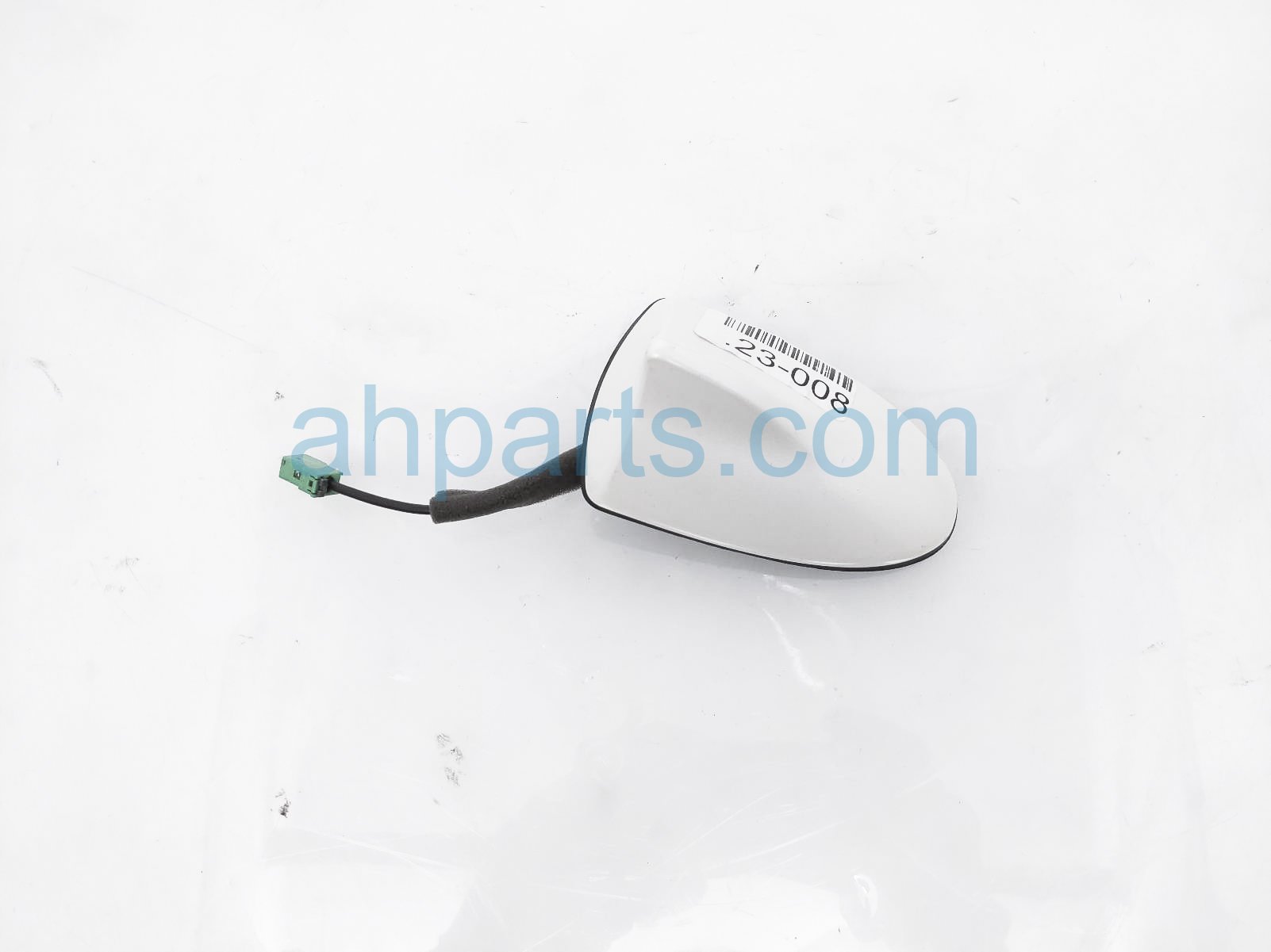 $25 Infiniti ROOF ANTENNA ASSY - WHITE $25 Infiniti ROOF ANTENNA ASSY - WHITE