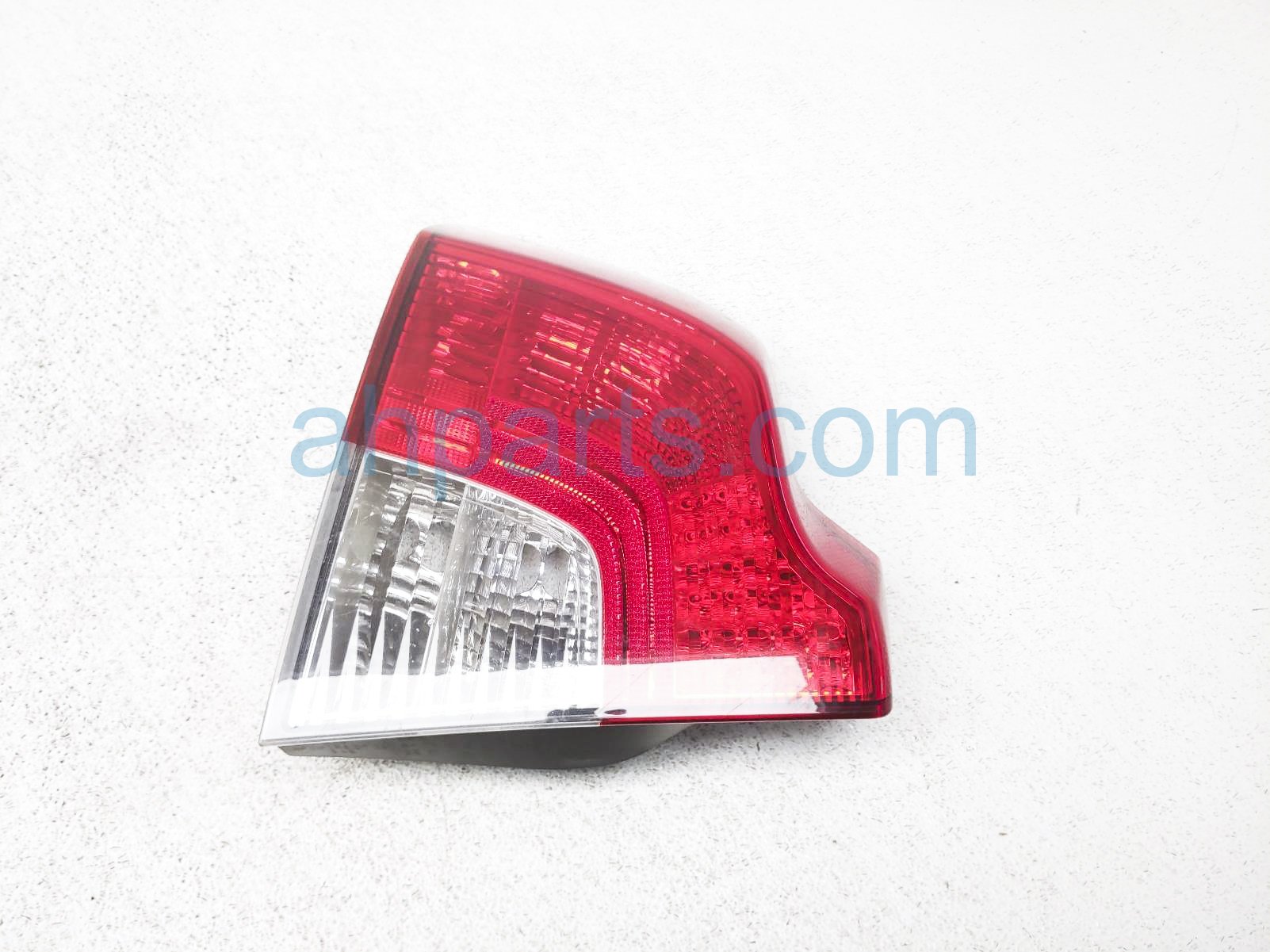 $65 Volvo LH TAIL LAMP / LIGHT (ON BODY) $65 Volvo LH TAIL LAMP / LIGHT (ON BODY)