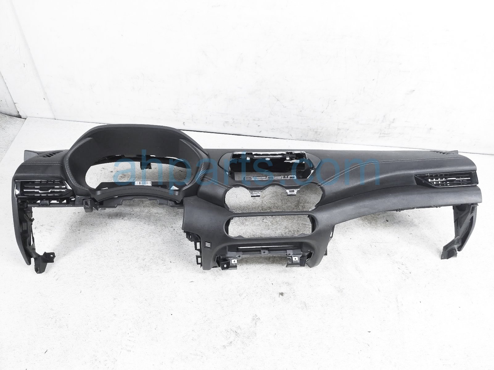 $495 Nissan DASHBOARD W/ AIRBAG $495 Nissan DASHBOARD W/ AIRBAG