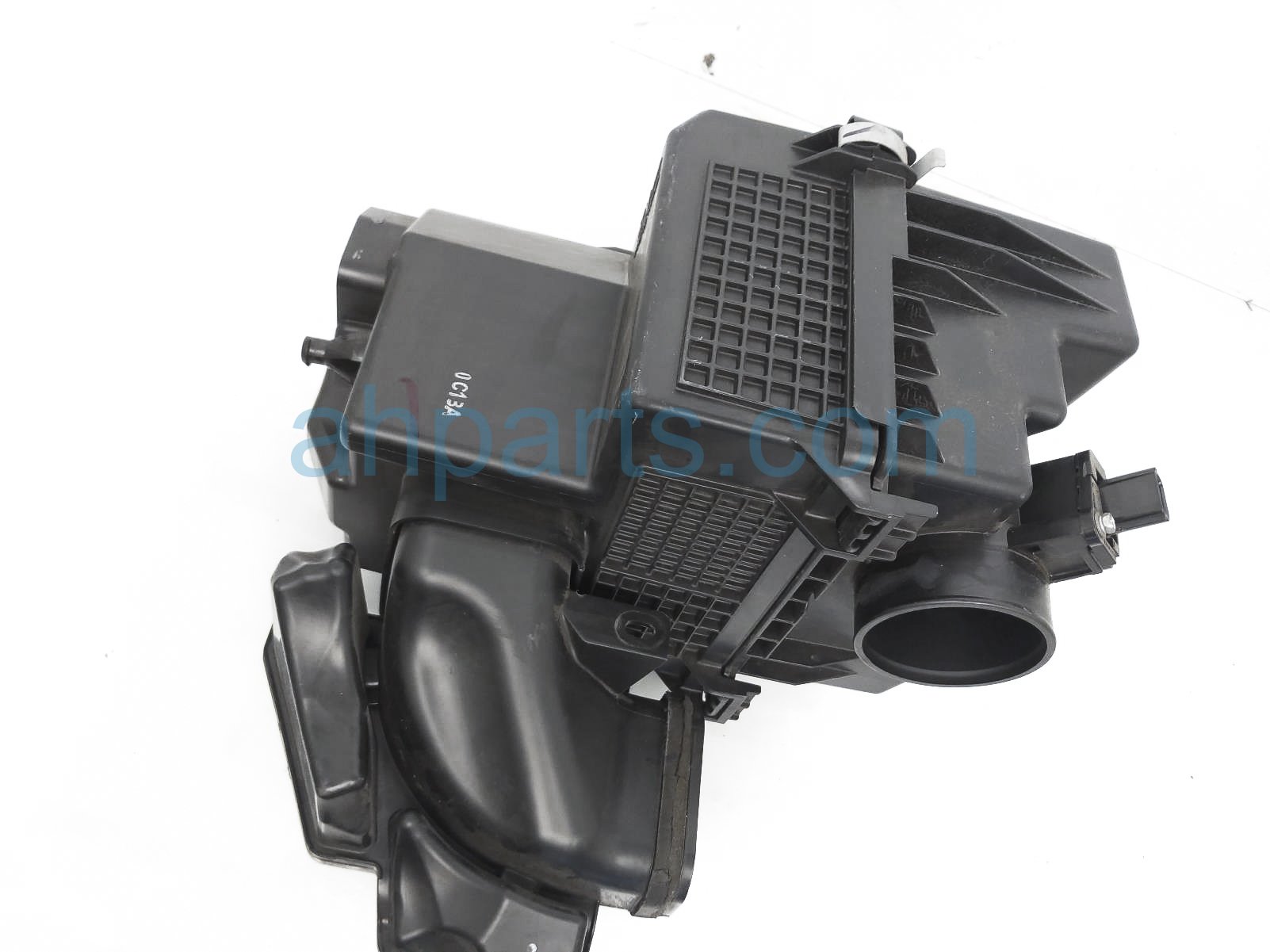 $125 Nissan AIR CLEANER INTAKE BOX $125 Nissan AIR CLEANER INTAKE BOX