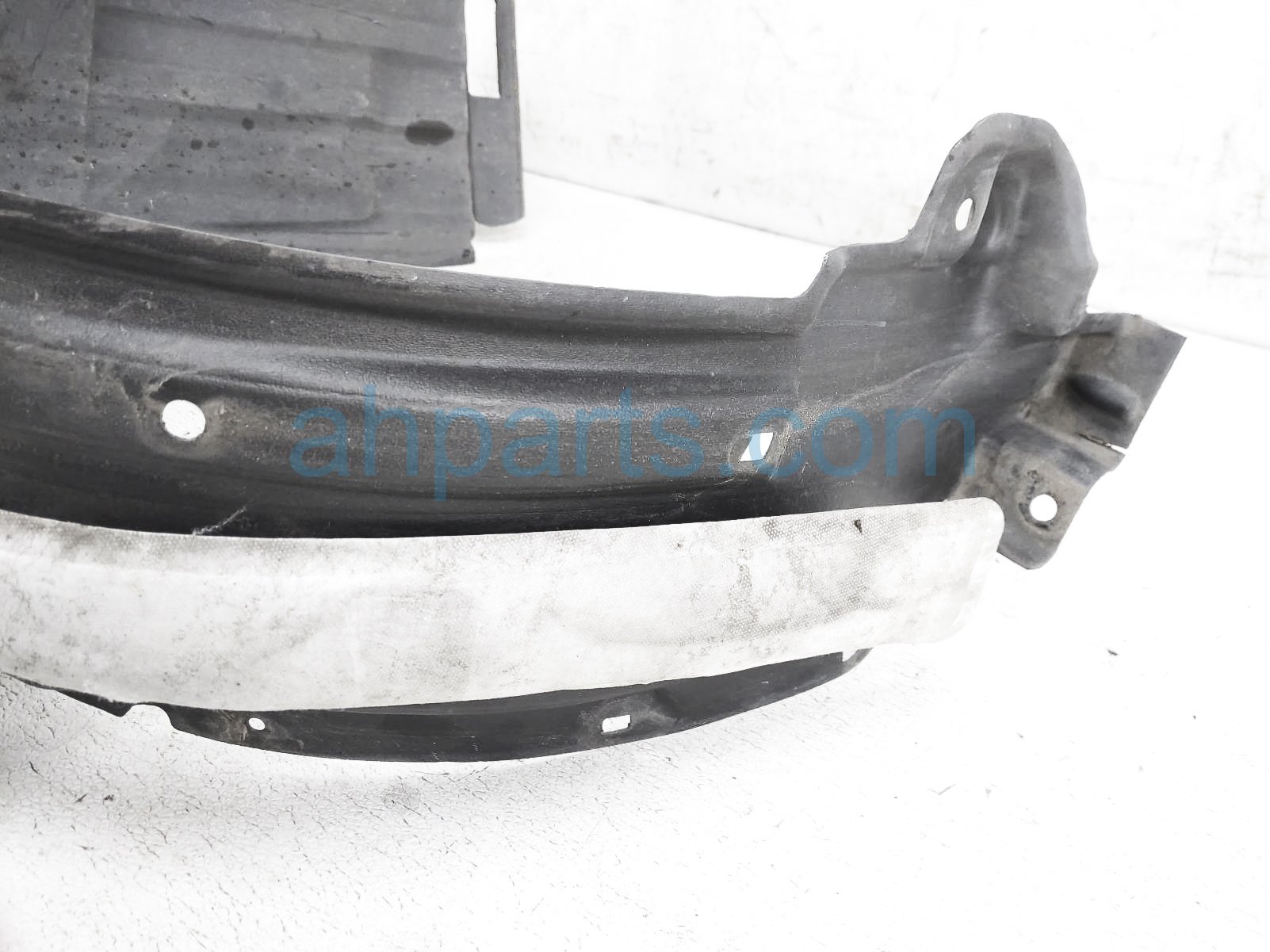 Sold 2017 Toyota Corolla Front Driver Inner Fender Liner 53876 02660