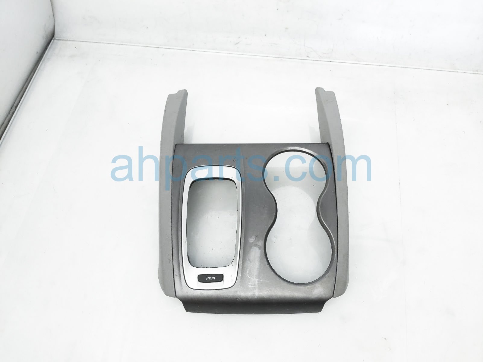 $45 Honda CONSOLE SHIFT BEZEL TRIM PANEL ASSY $45 Honda CONSOLE SHIFT BEZEL TRIM PANEL ASSY