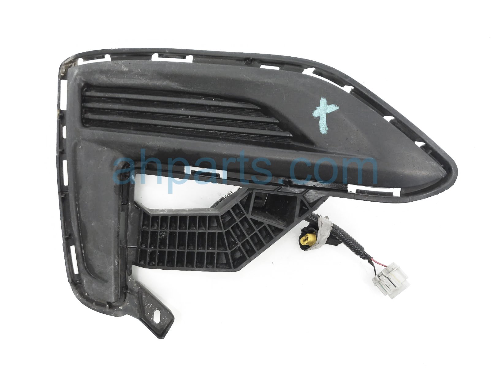 $25 Nissan FR/LH BUMPER FINISHER PANEL $25 Nissan FR/LH BUMPER FINISHER PANEL