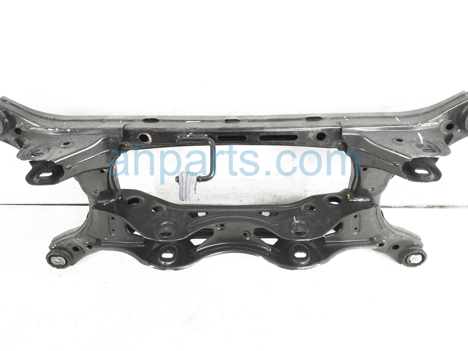 $275 Hyundai REAR SUB FRAME / CRADLE $275 Hyundai REAR SUB FRAME / CRADLE