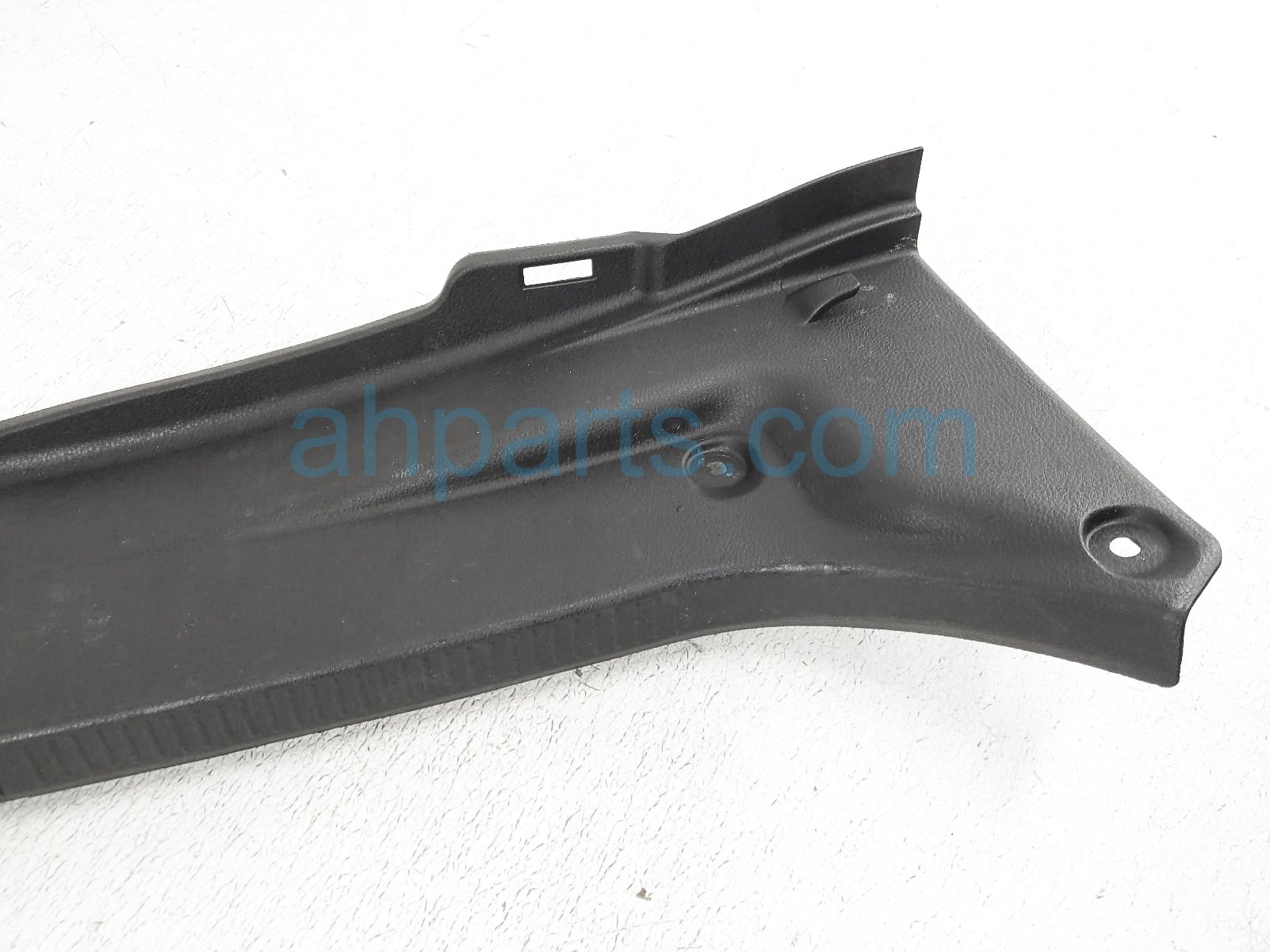 Sold 2019 Toyota Camry Rear Cargo Trunk Trim Scuff Plate 58387-06210-C0