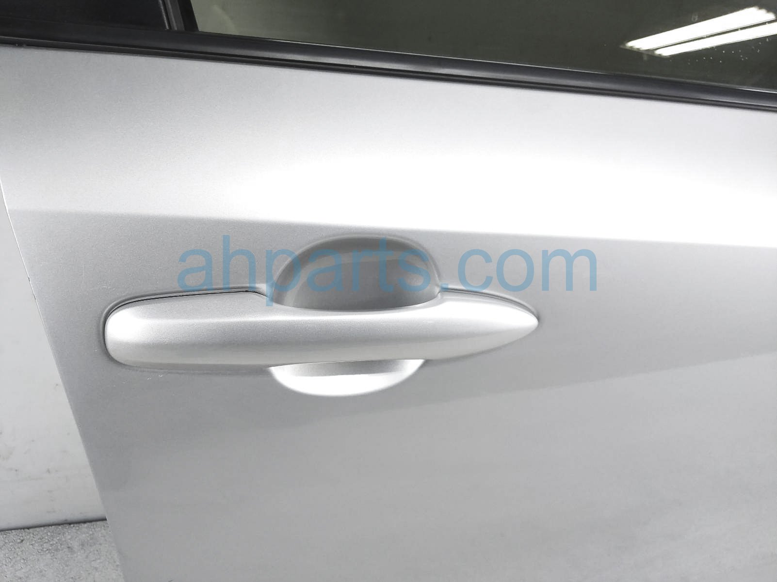 Sold 2020 Toyota Corolla Front Passenger Door - Silver - No Mirror/trim ...