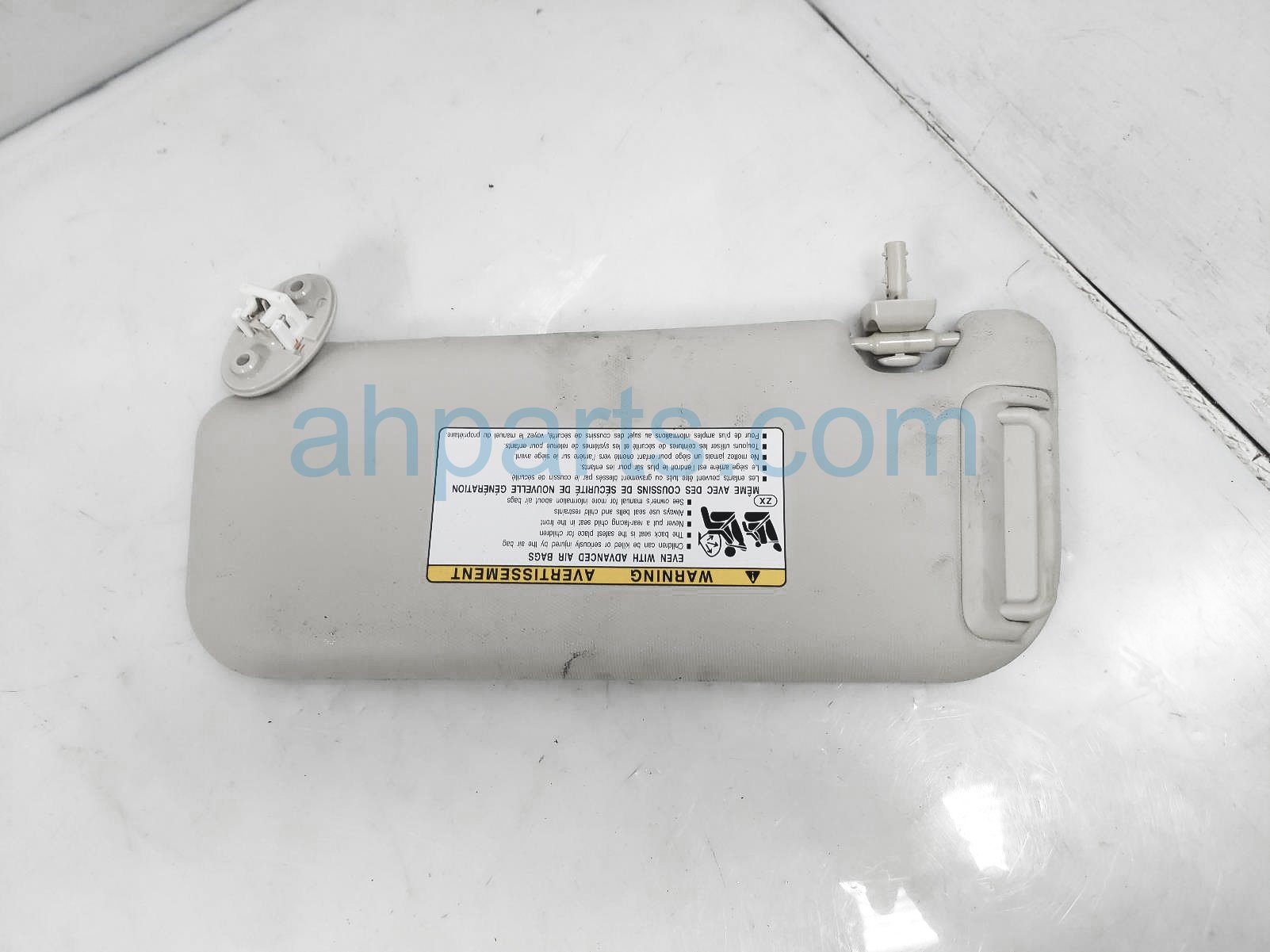 $35 Toyota RH SUN VISOR - GREY $35 Toyota RH SUN VISOR - GREY