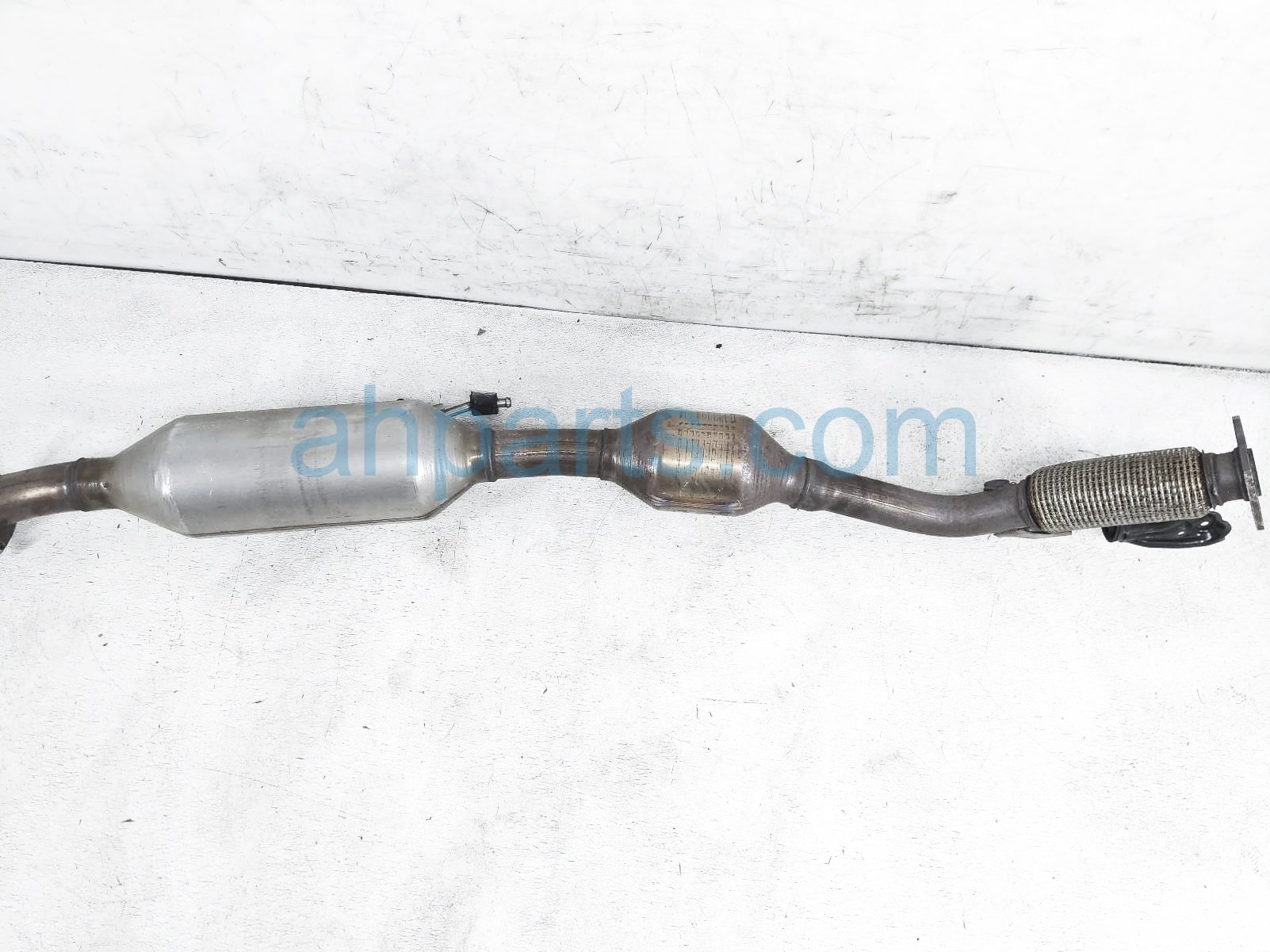 $250 Toyota FRONT EXHAUST PIPE W/ CONVERTER ASSY $250 Toyota FRONT EXHAUST PIPE W/ CONVERTER ASSY